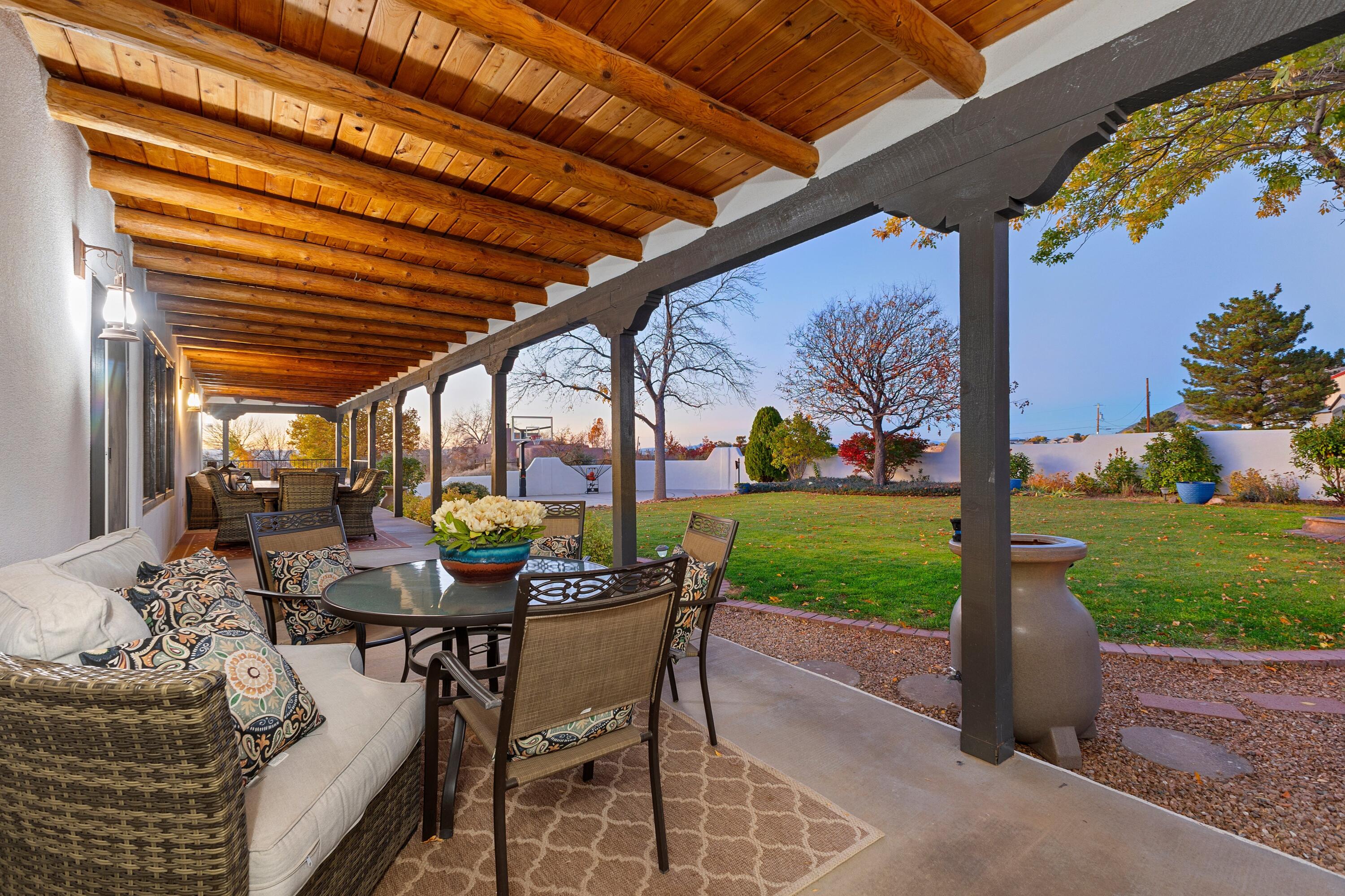 10809 Anaheim Avenue NE