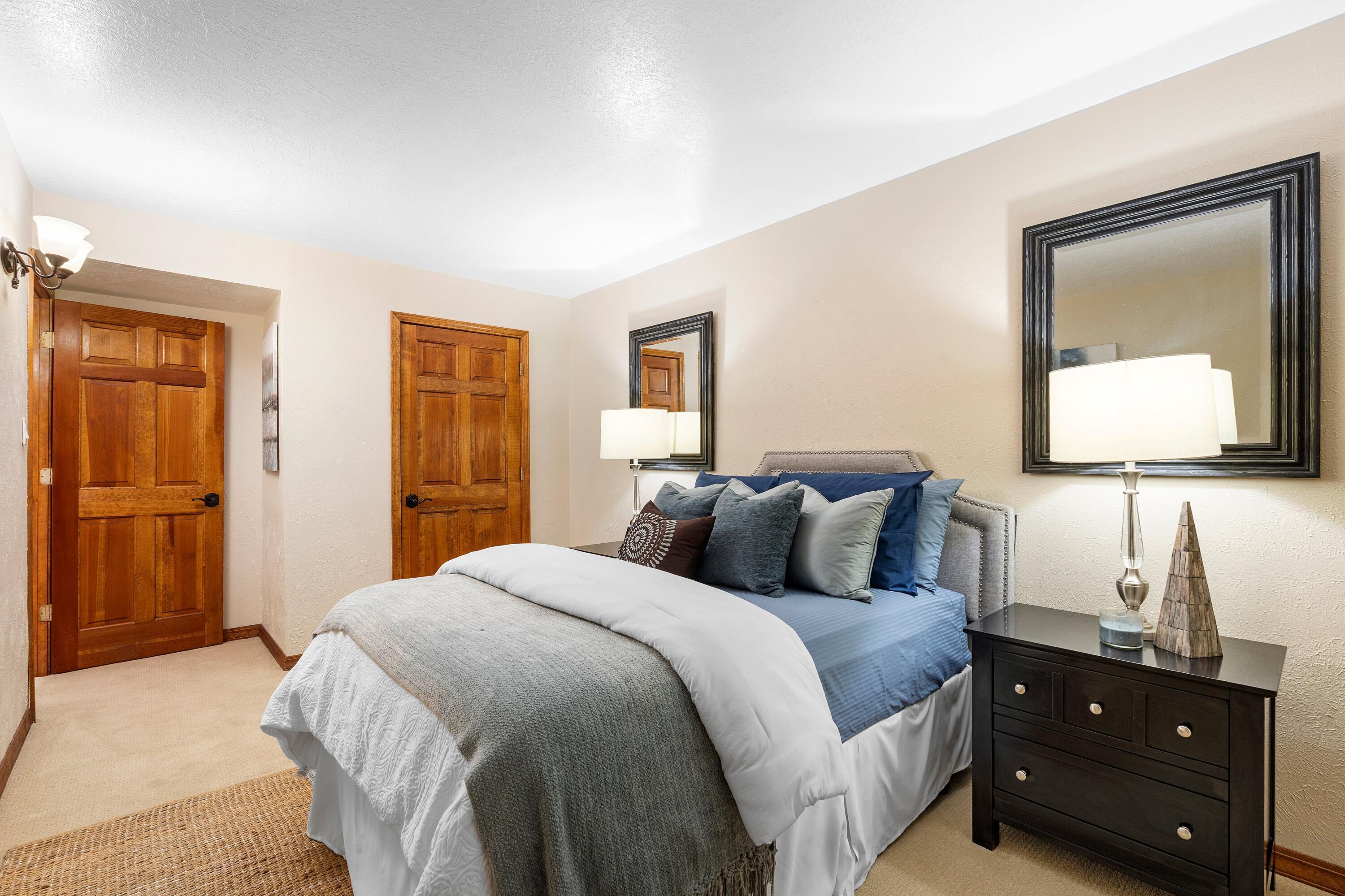 10809 Anaheim Avenue NE