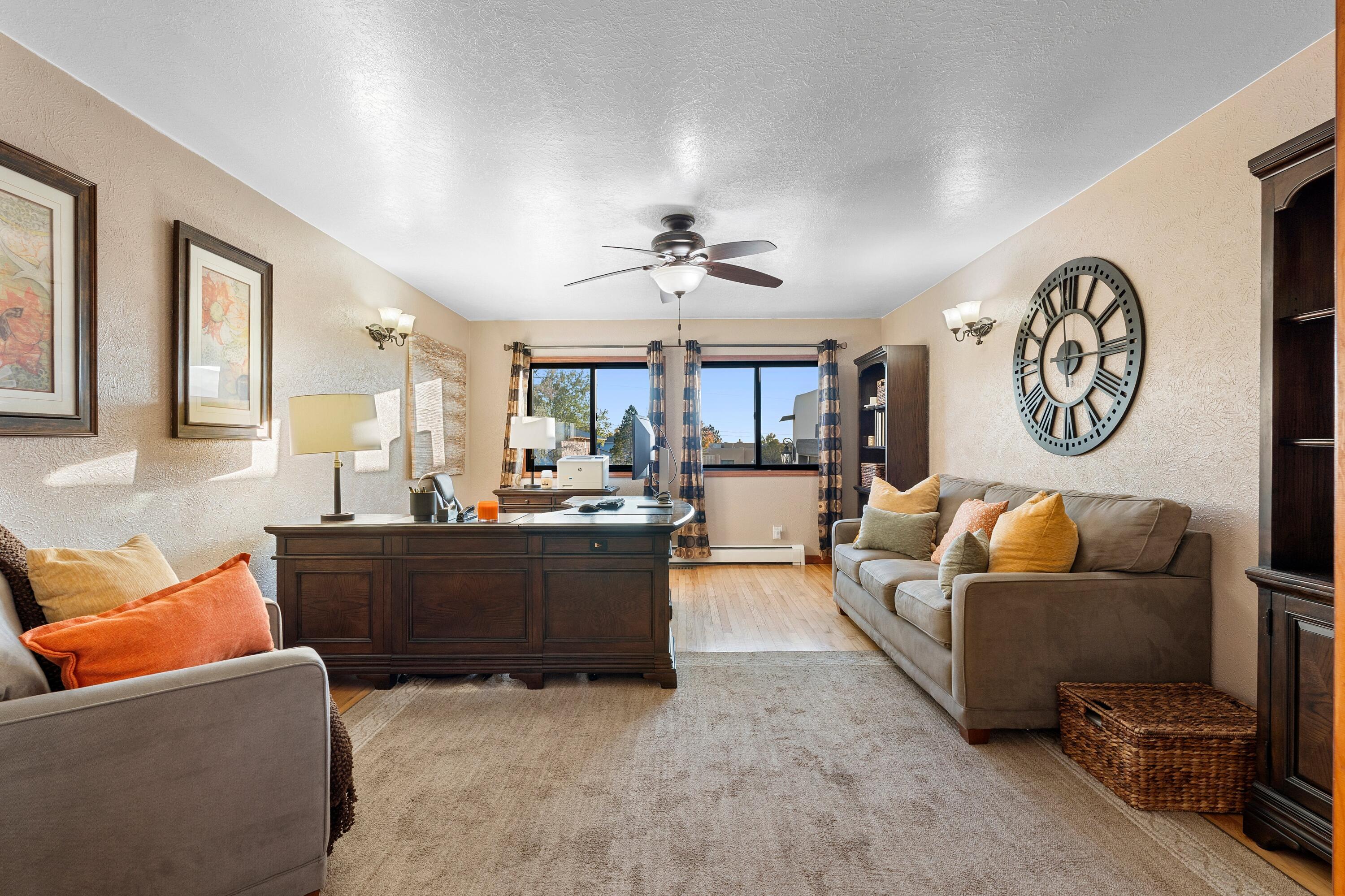 10809 Anaheim Avenue NE