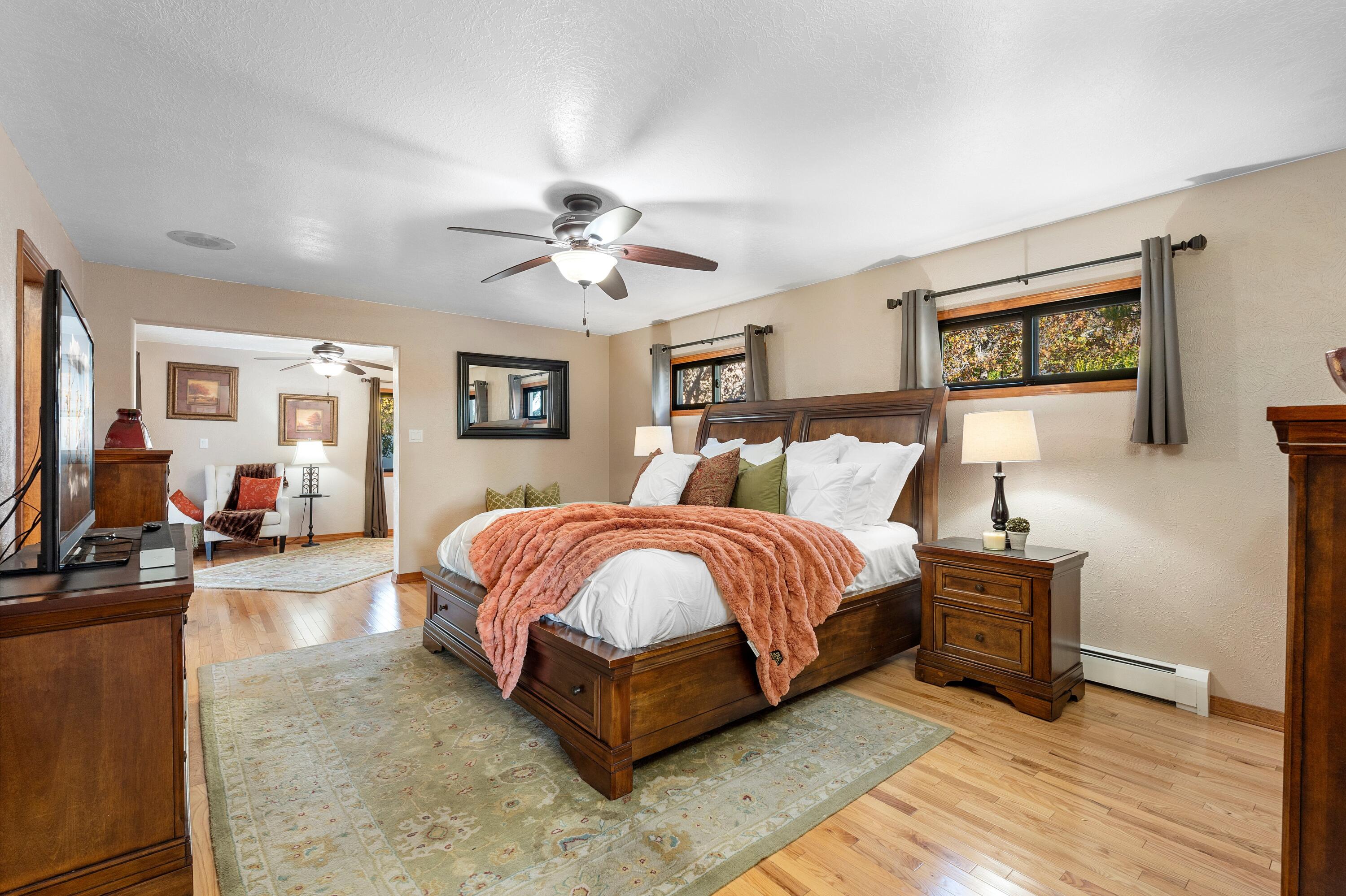 10809 Anaheim Avenue NE