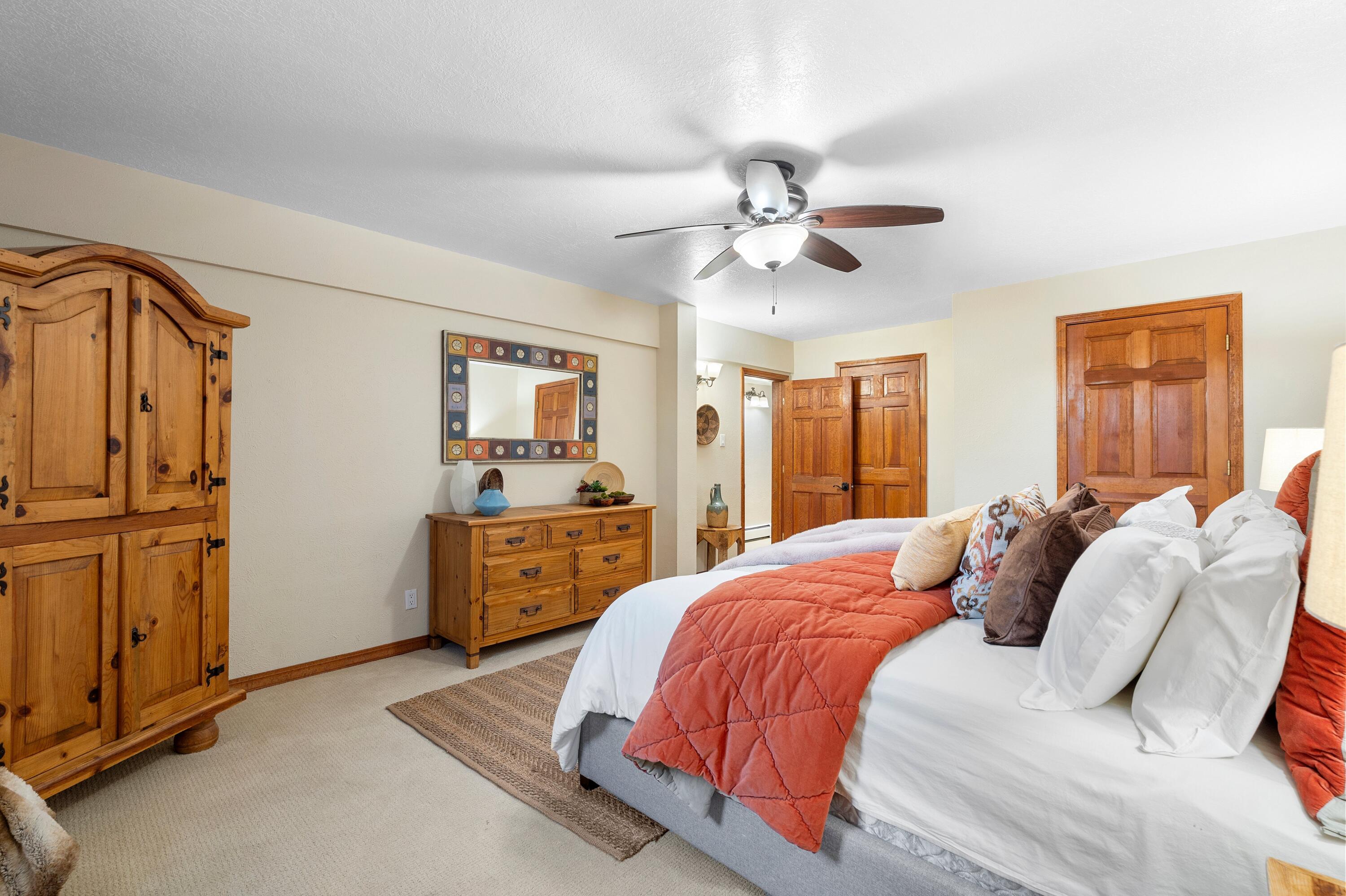 10809 Anaheim Avenue NE