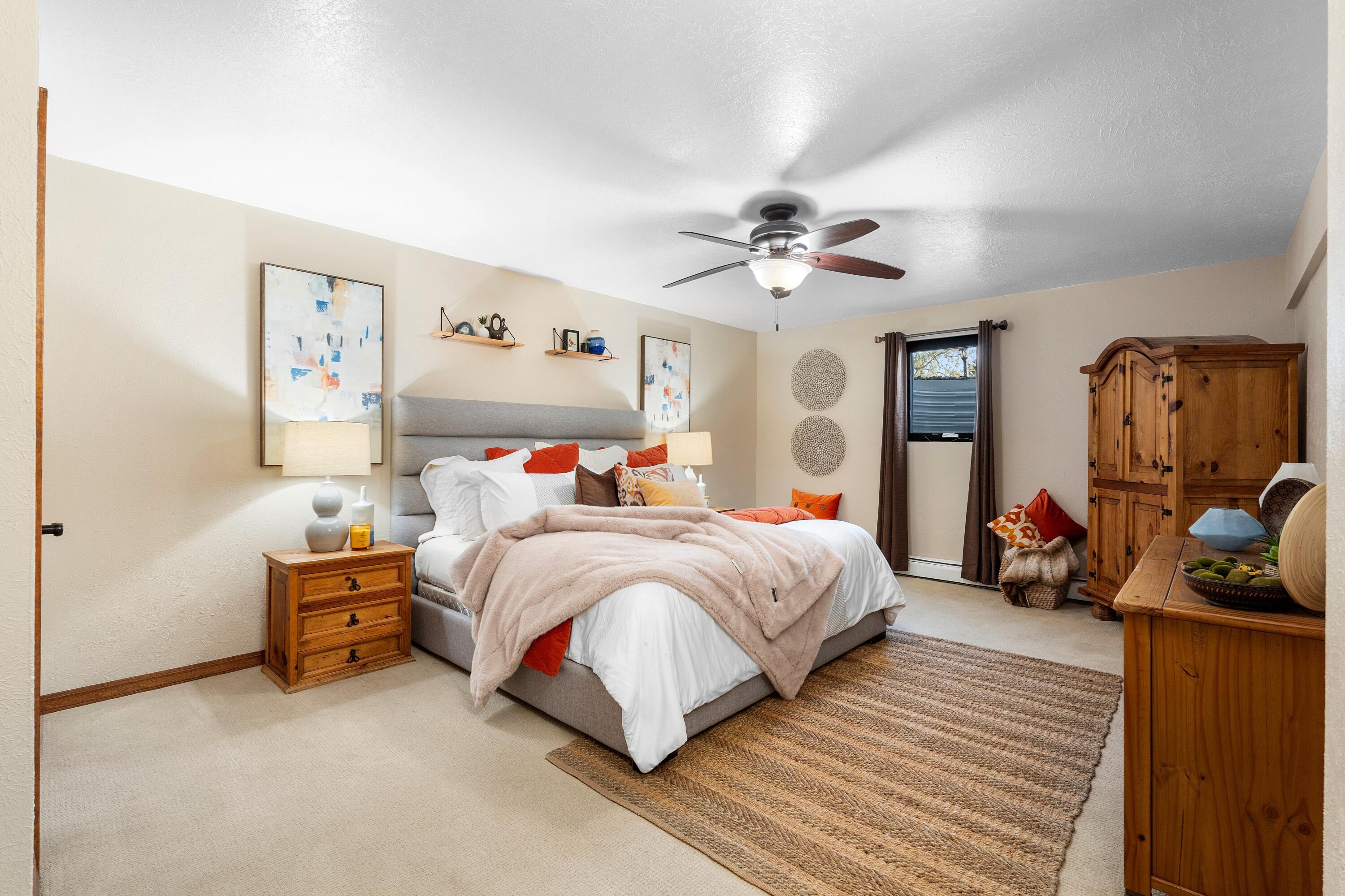 10809 Anaheim Avenue NE