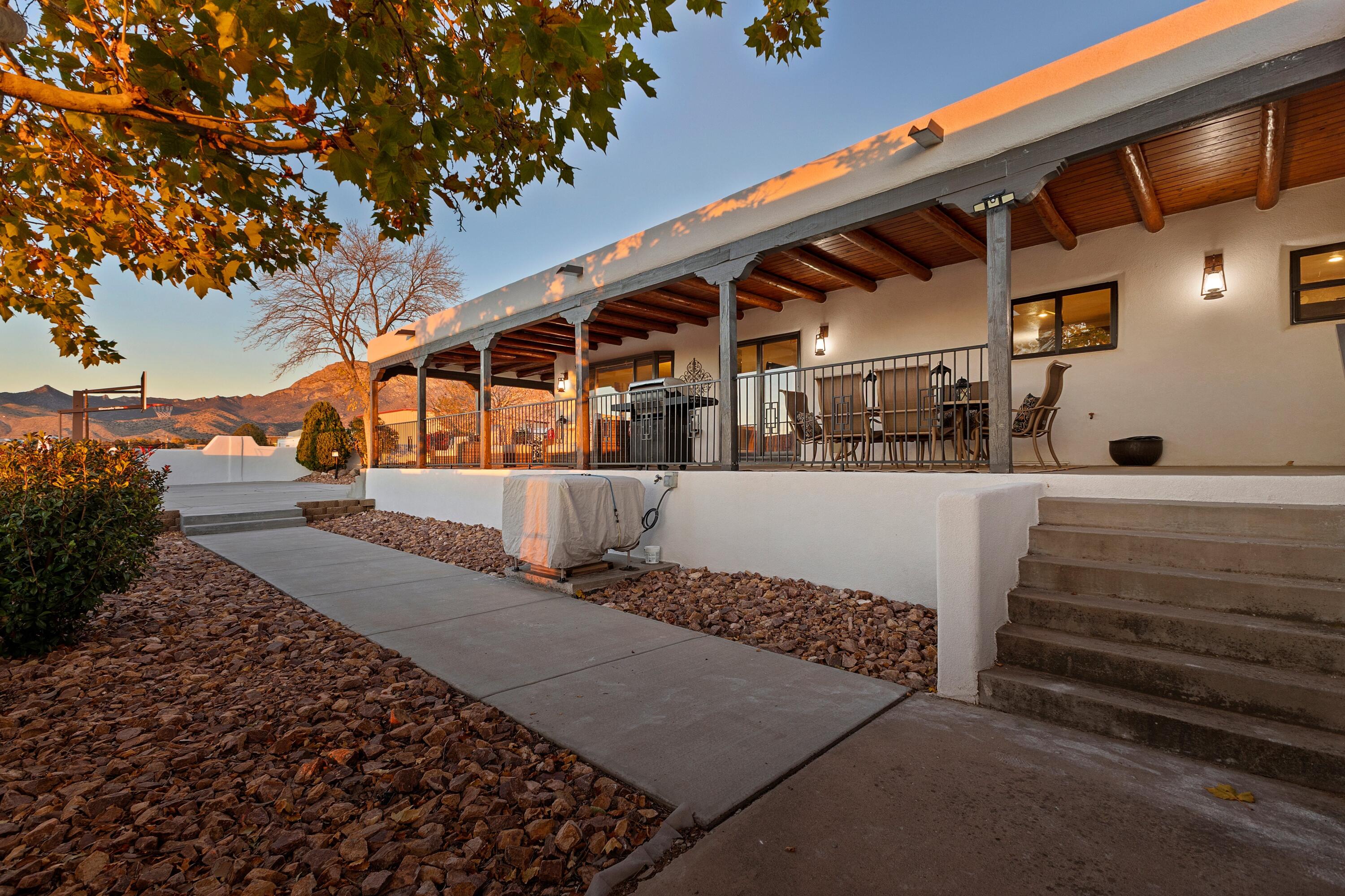 10809 Anaheim Avenue NE