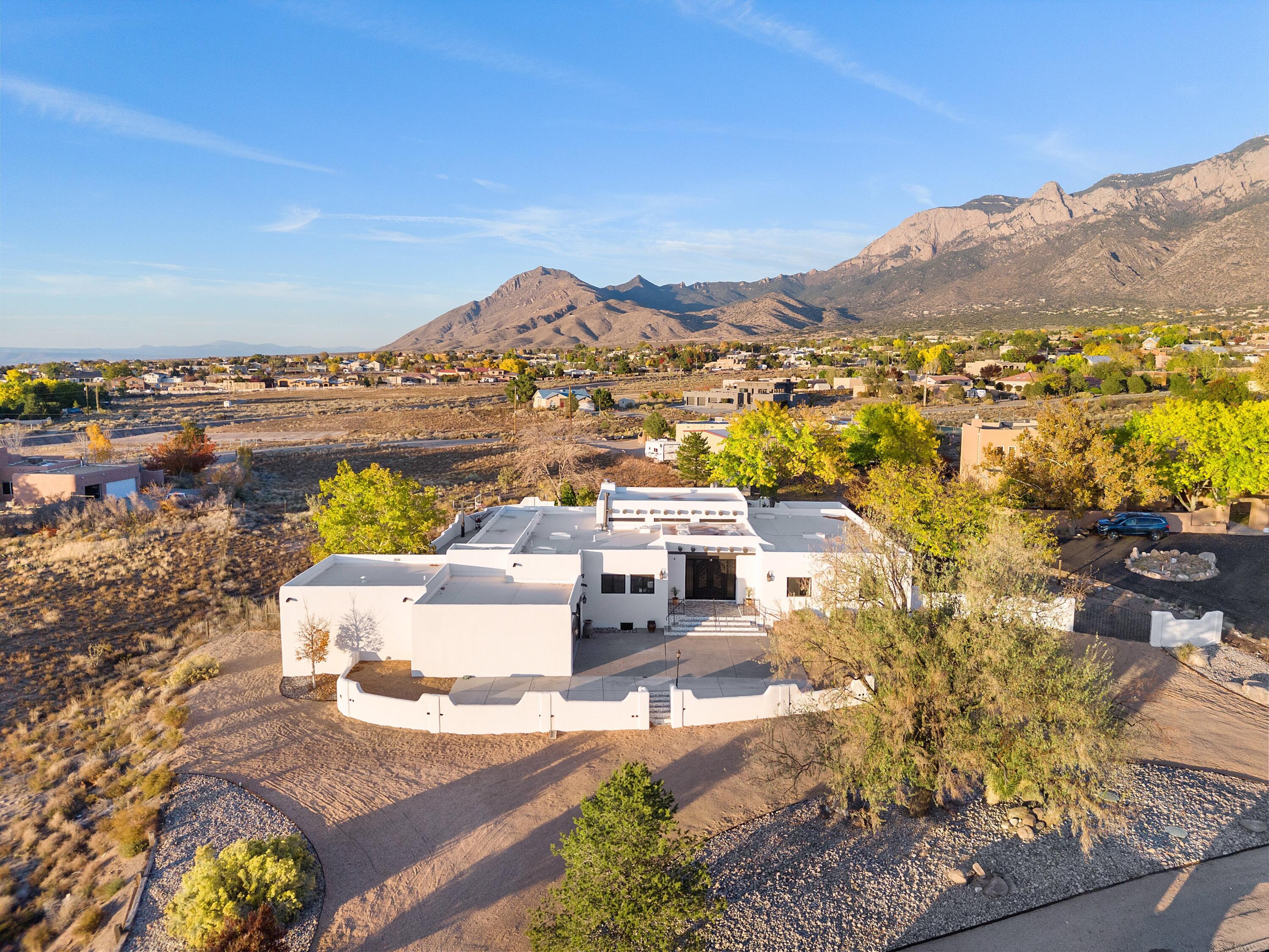 10809 Anaheim Avenue NE