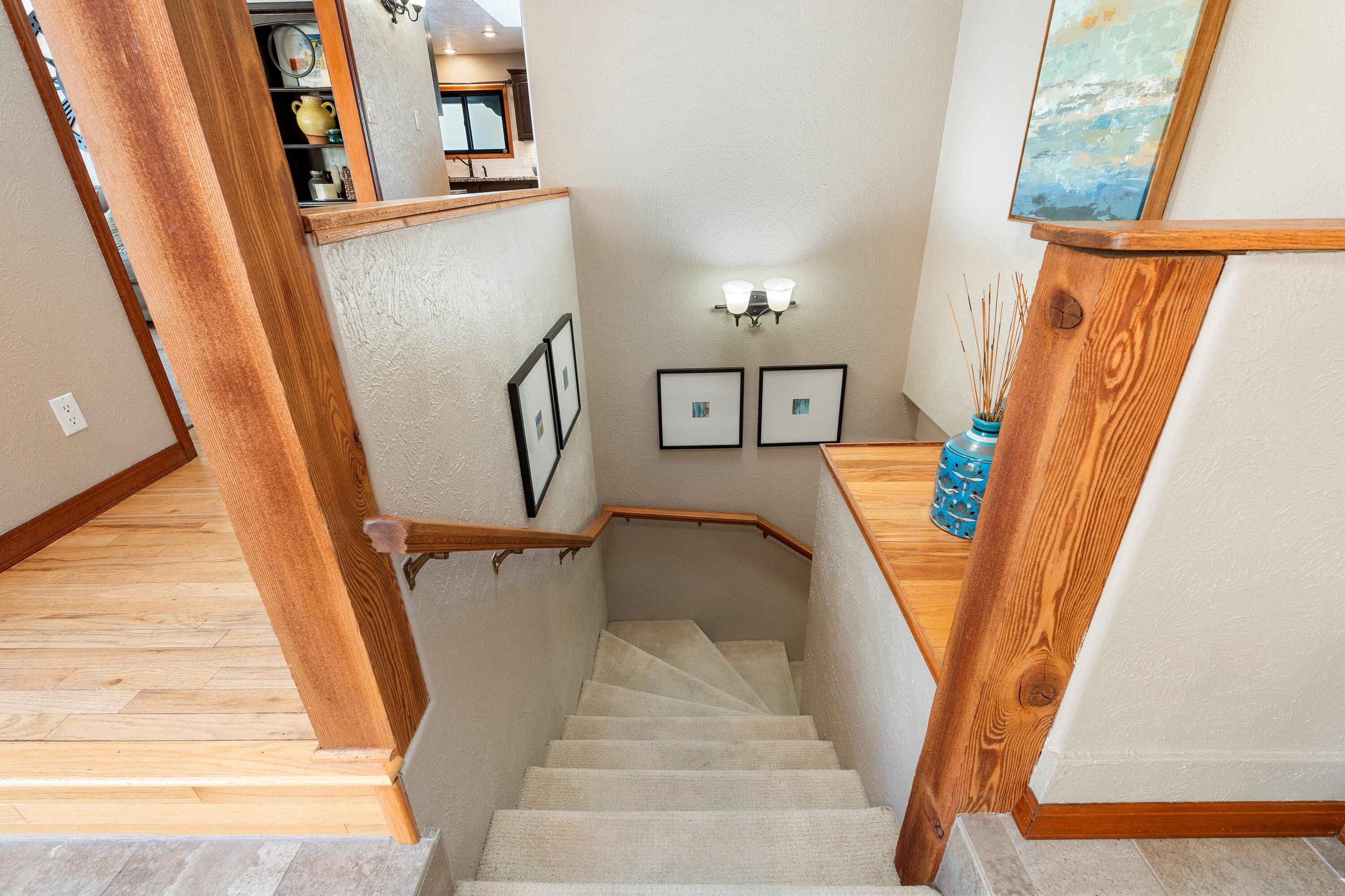 10809 Anaheim Avenue NE