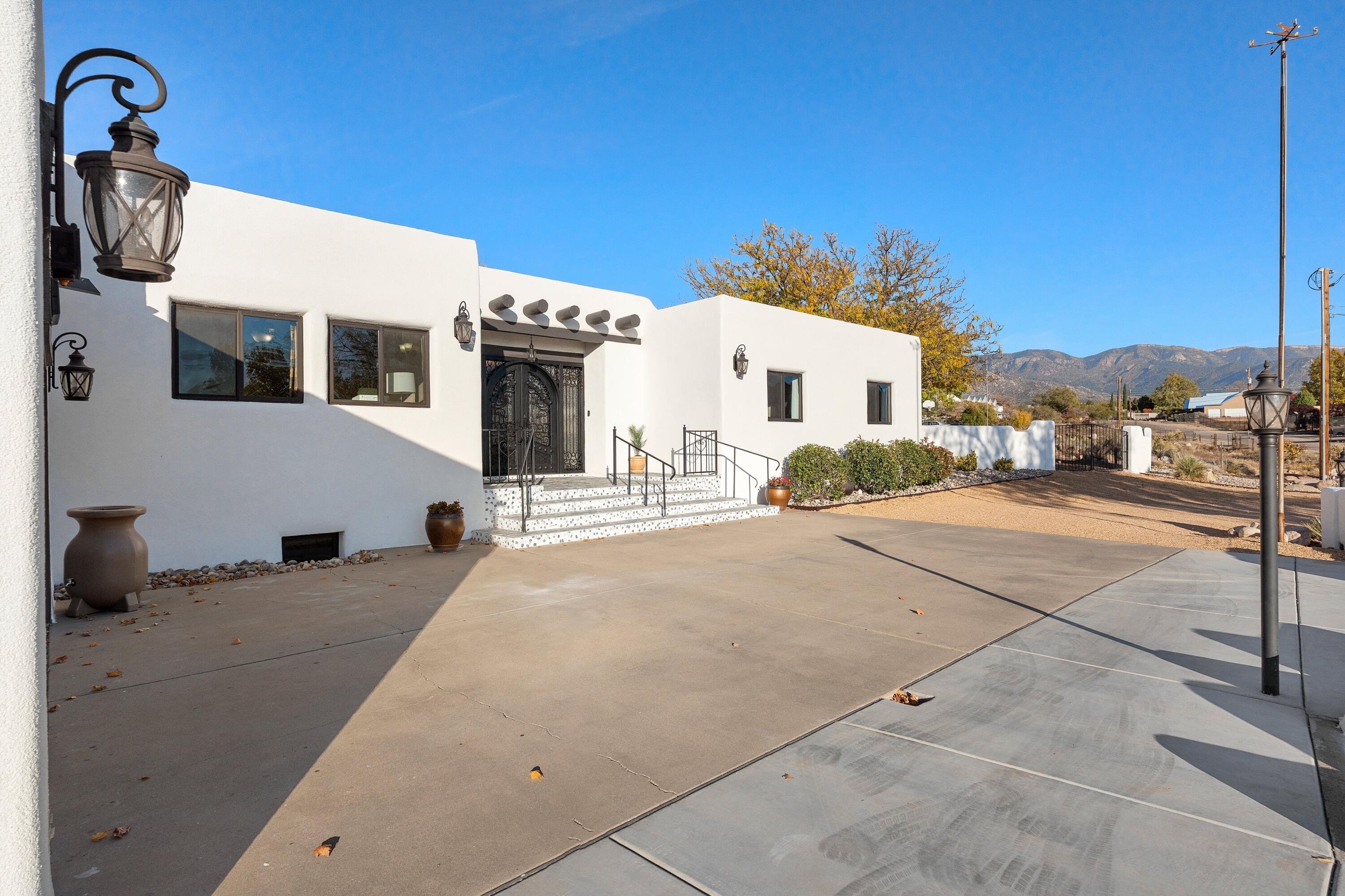 10809 Anaheim Avenue NE