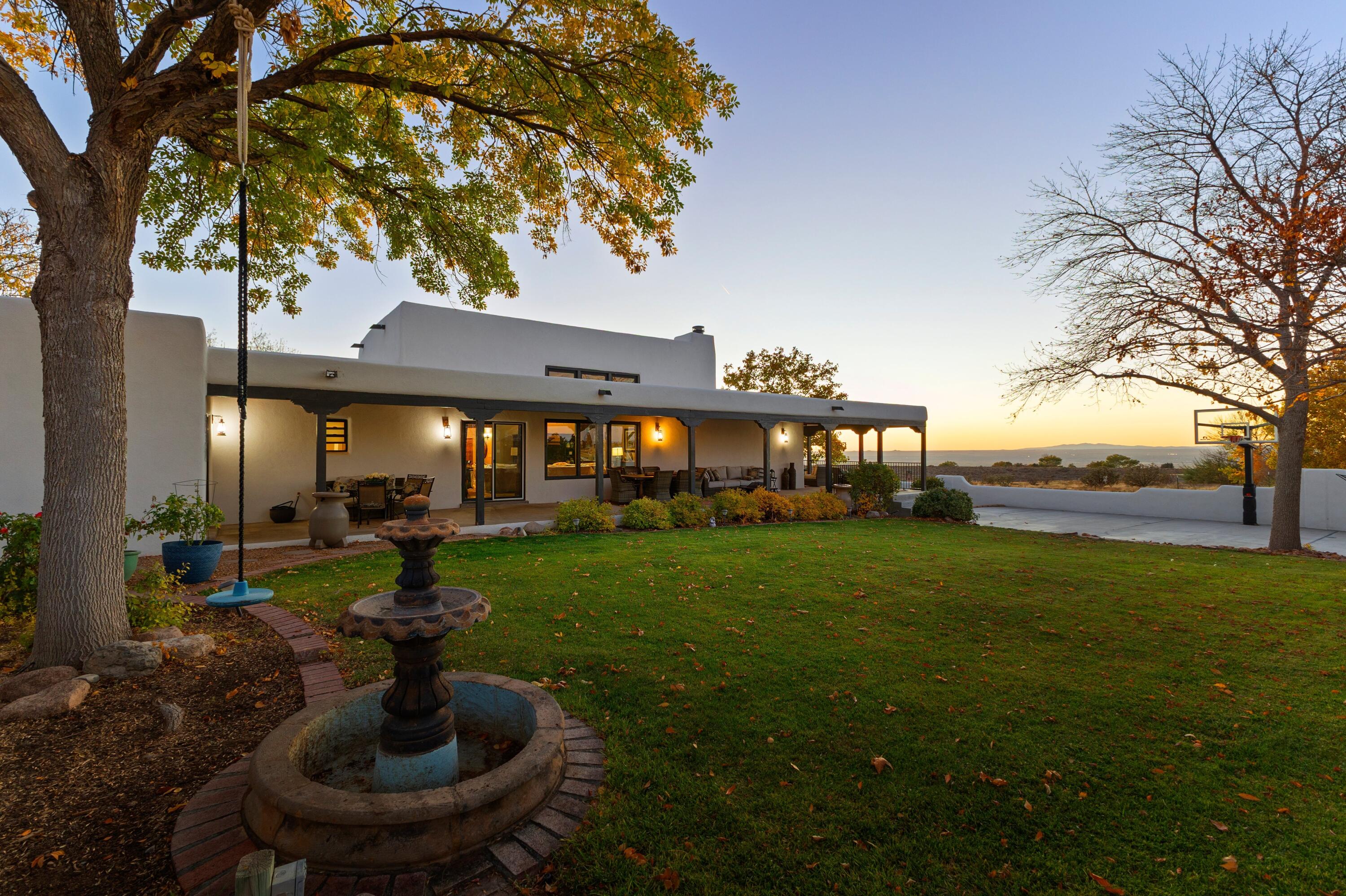 10809 Anaheim Avenue NE