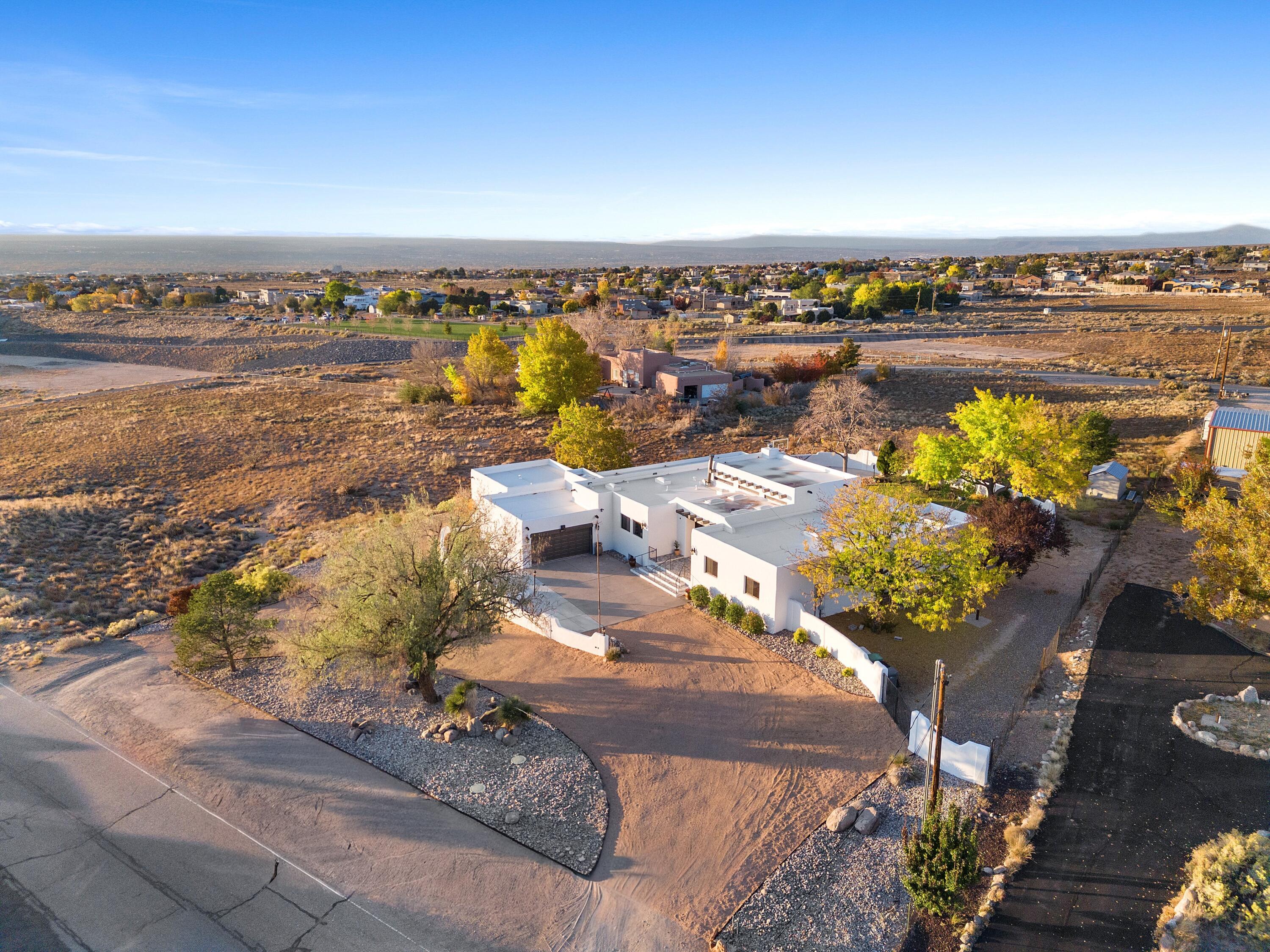 10809 Anaheim Avenue NE