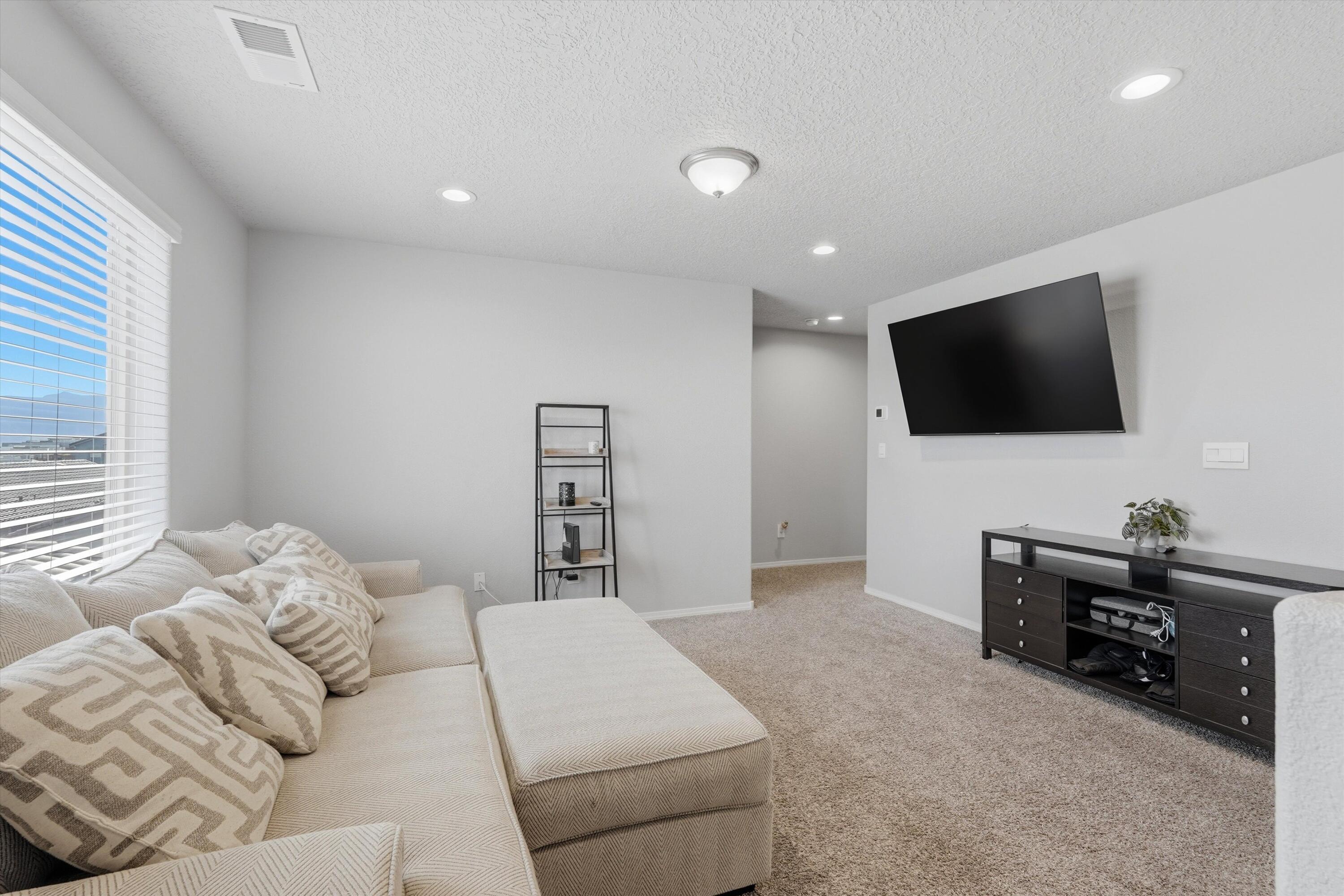 3188 Tazanita Loop SE