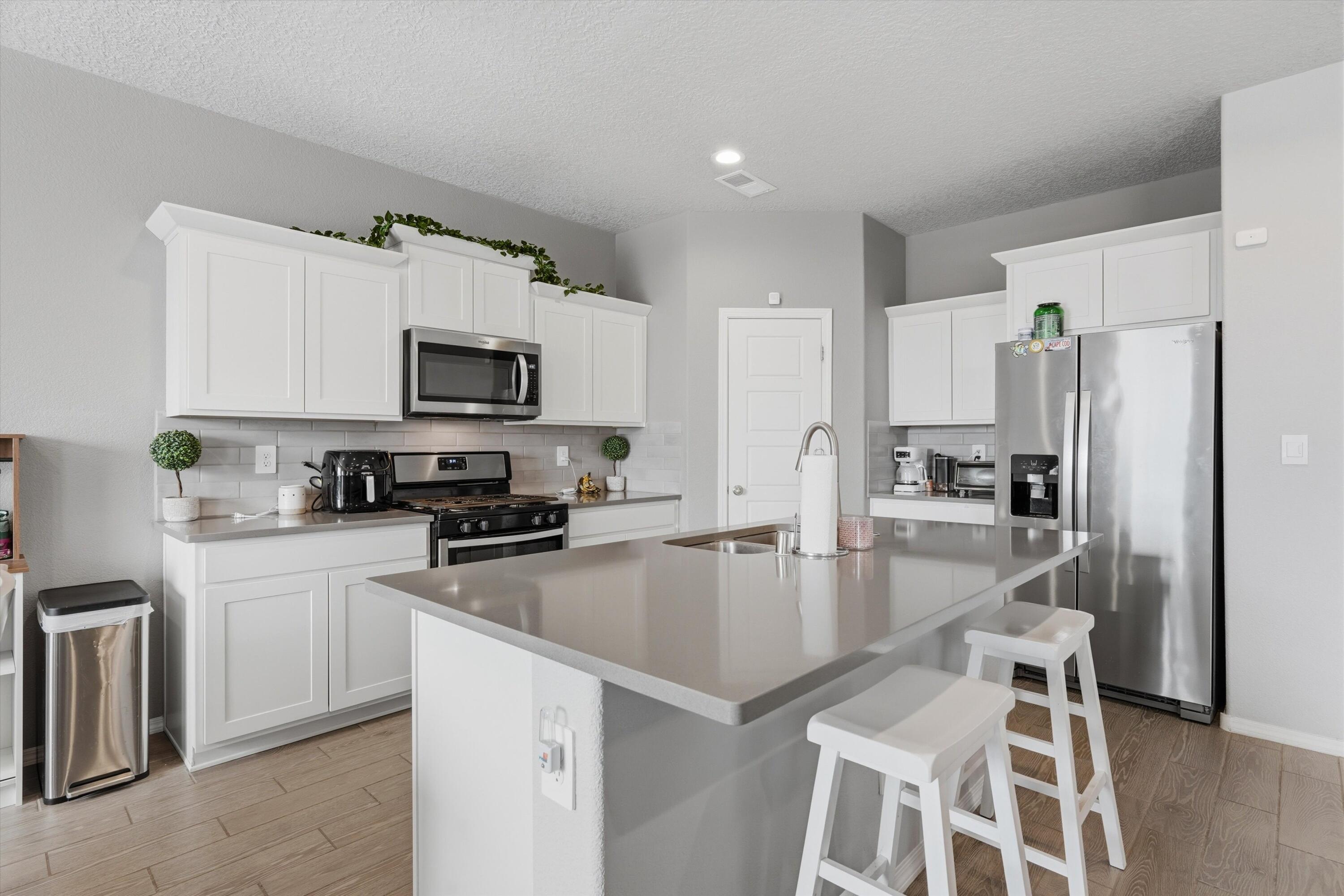 3188 Tazanita Loop SE