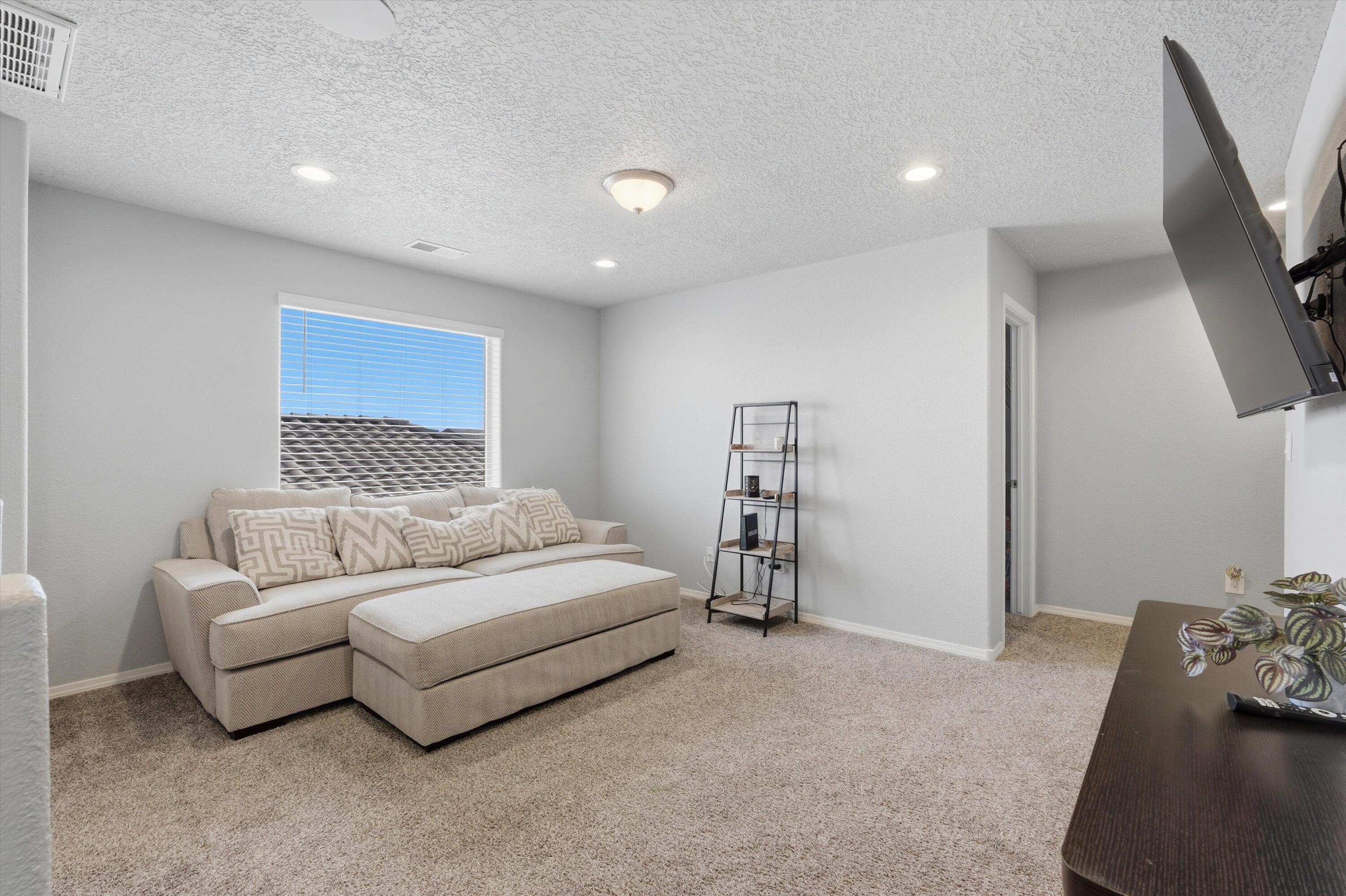 3188 Tazanita Loop SE