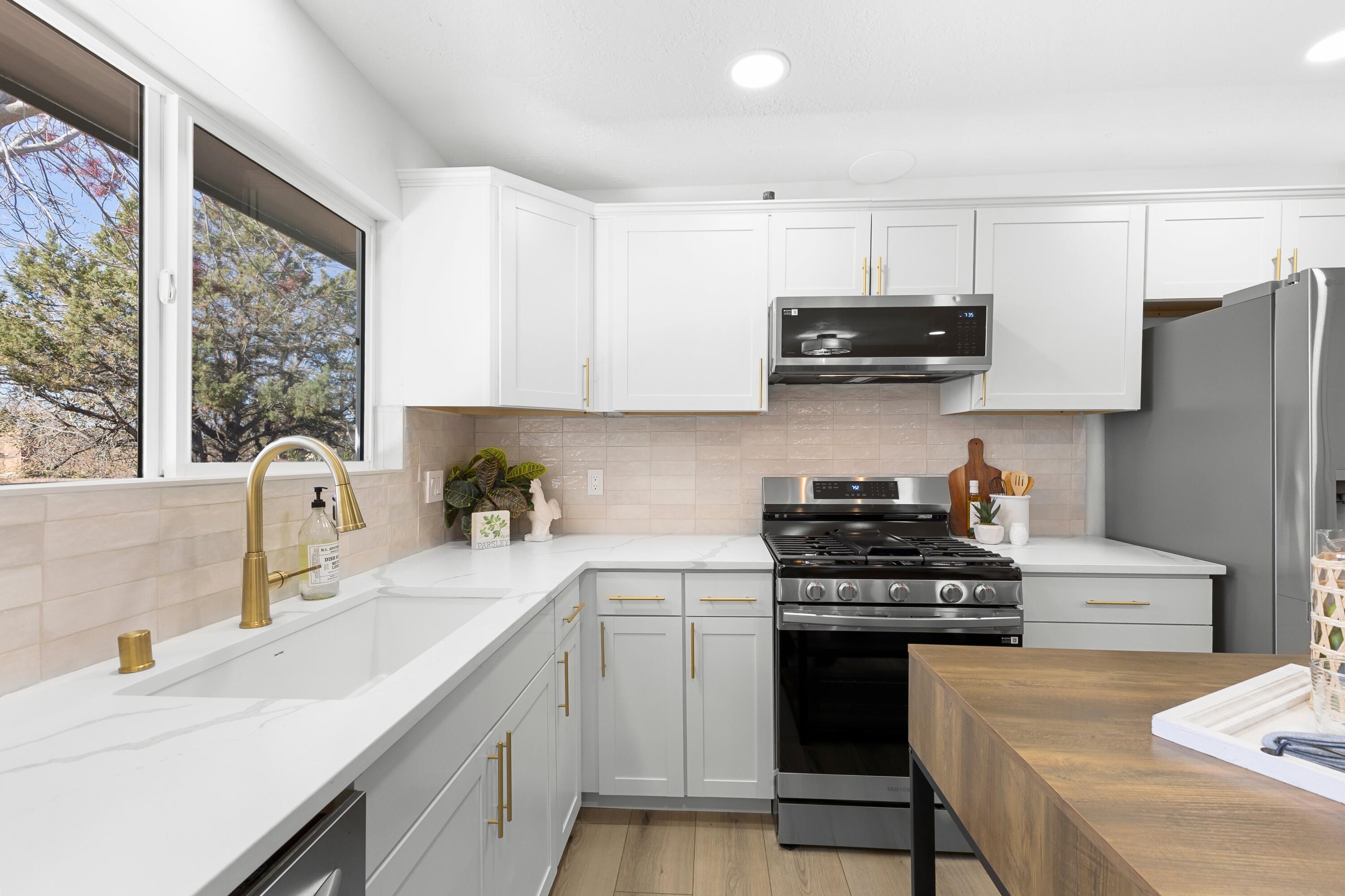 6413 Concordia Road NE