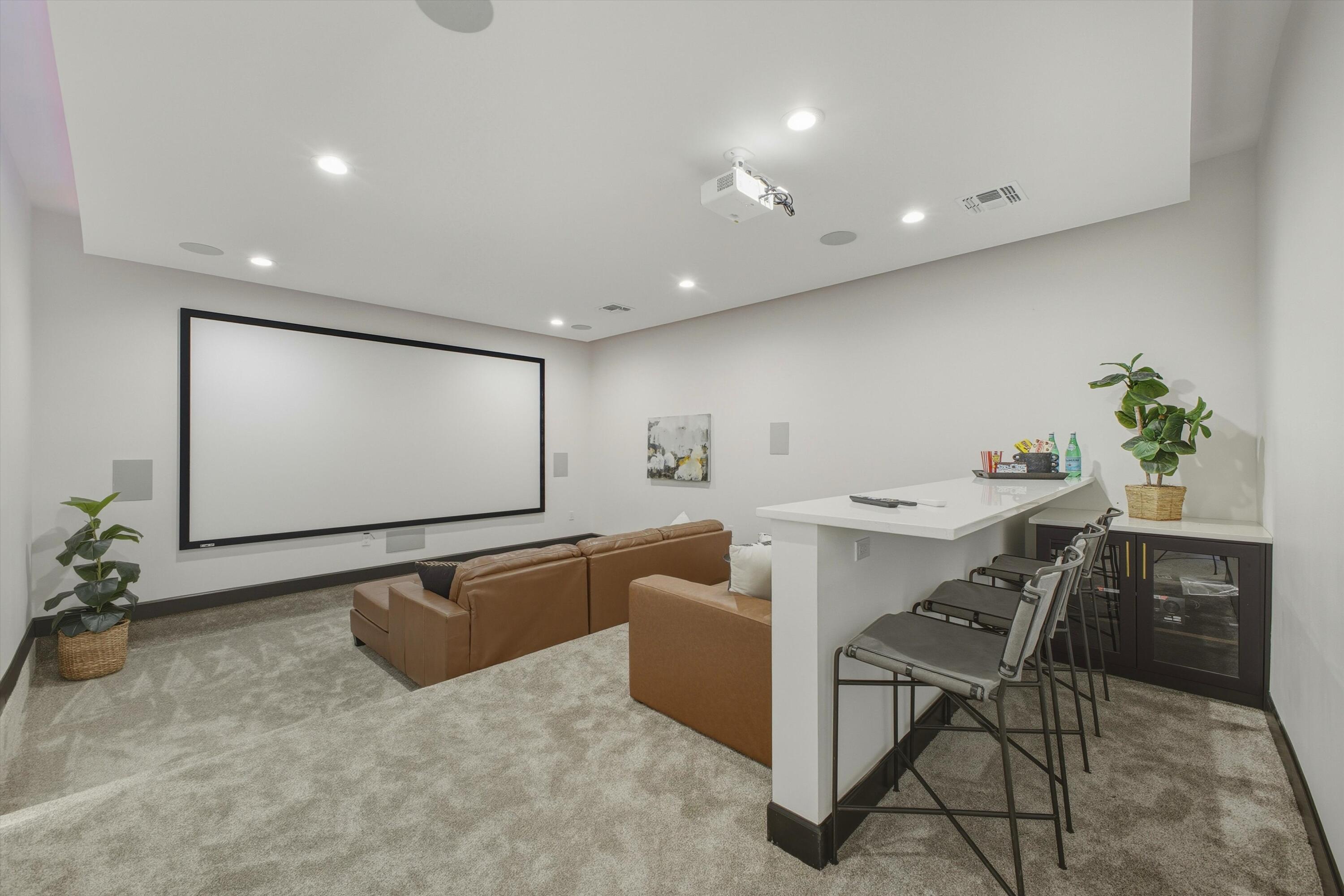 11704 Anaheim Avenue NE