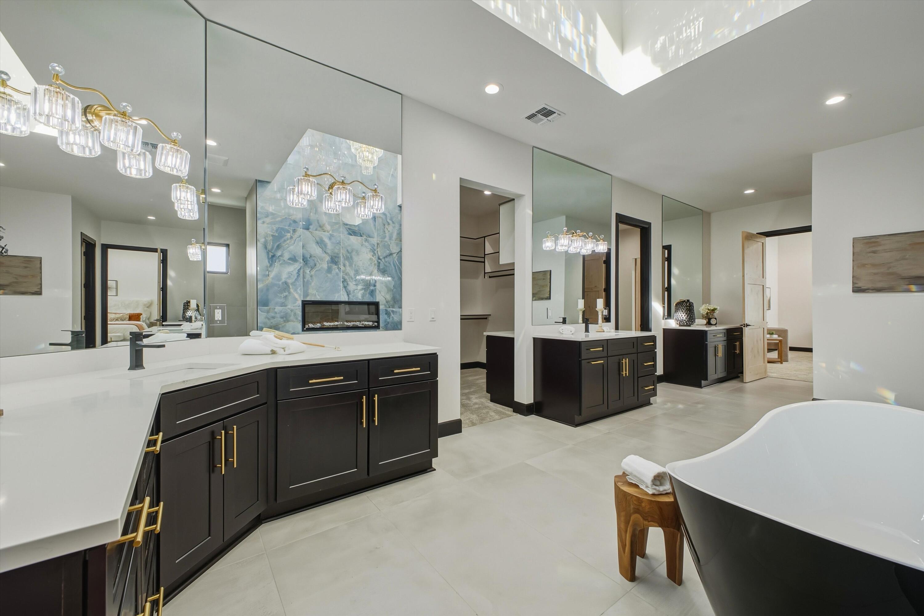 11704 Anaheim Avenue NE