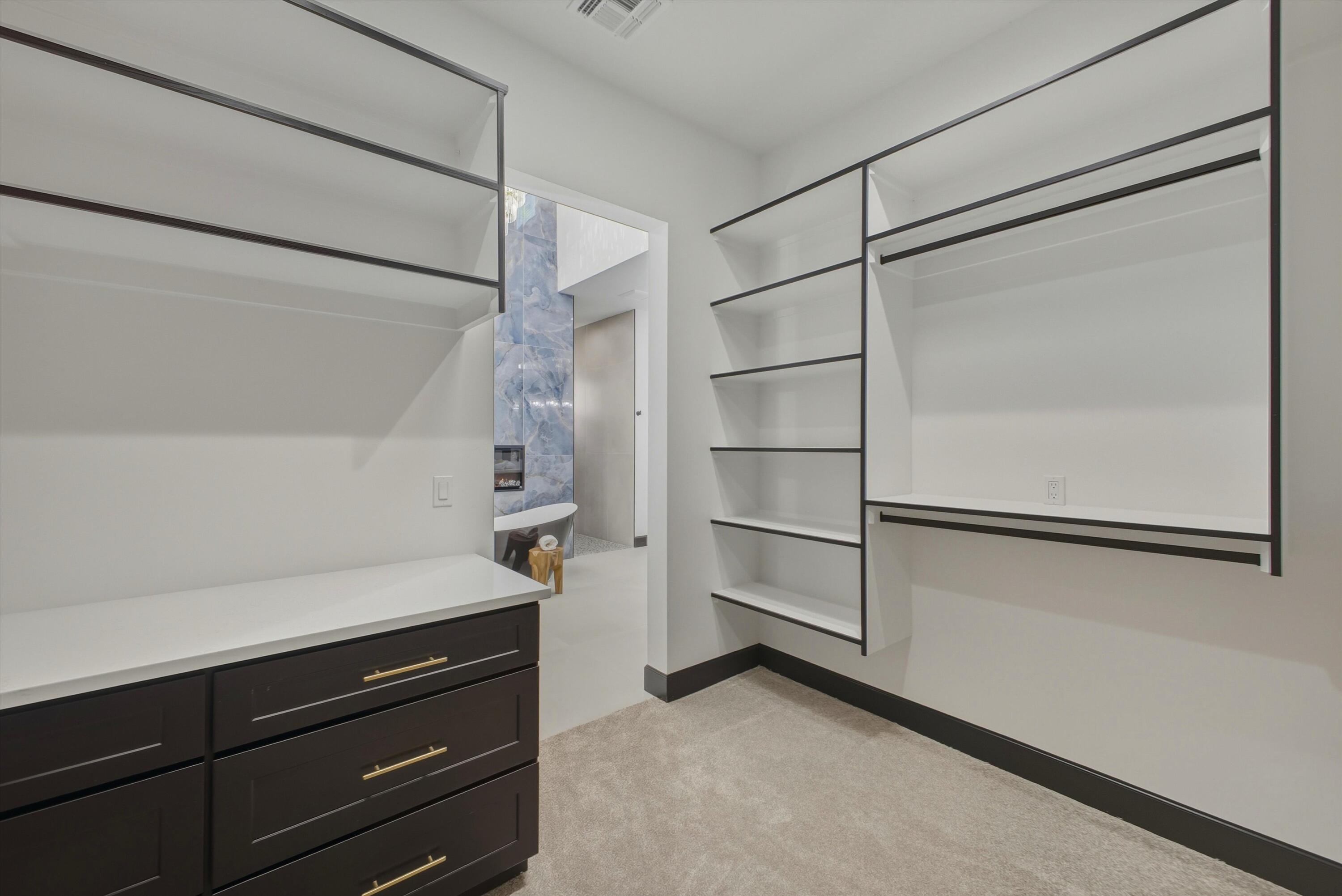 11704 Anaheim Avenue NE