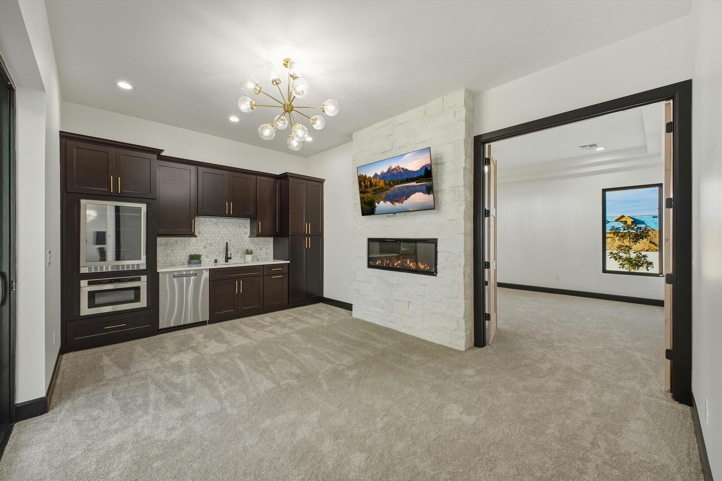 11704 Anaheim Avenue NE