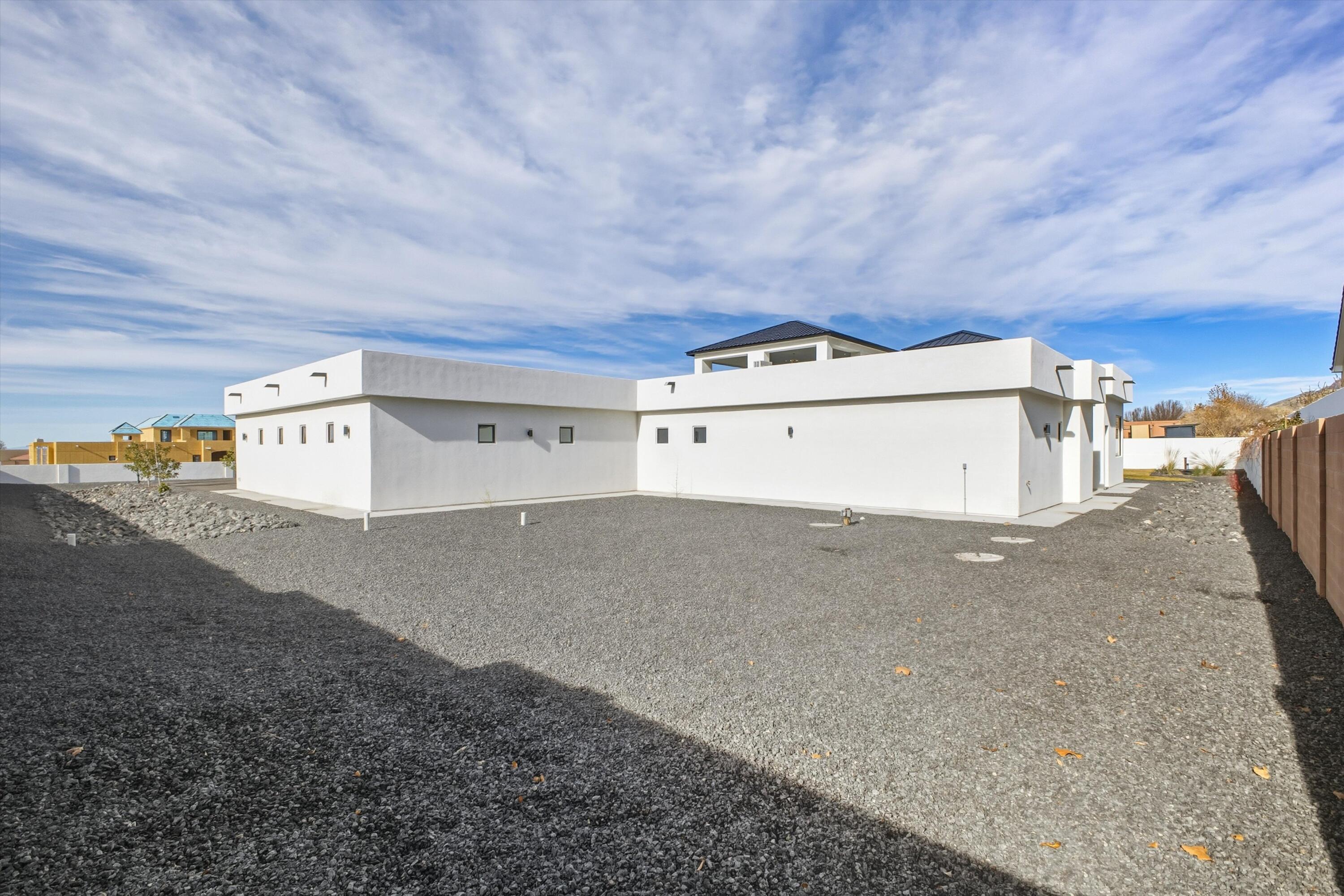 11704 Anaheim Avenue NE