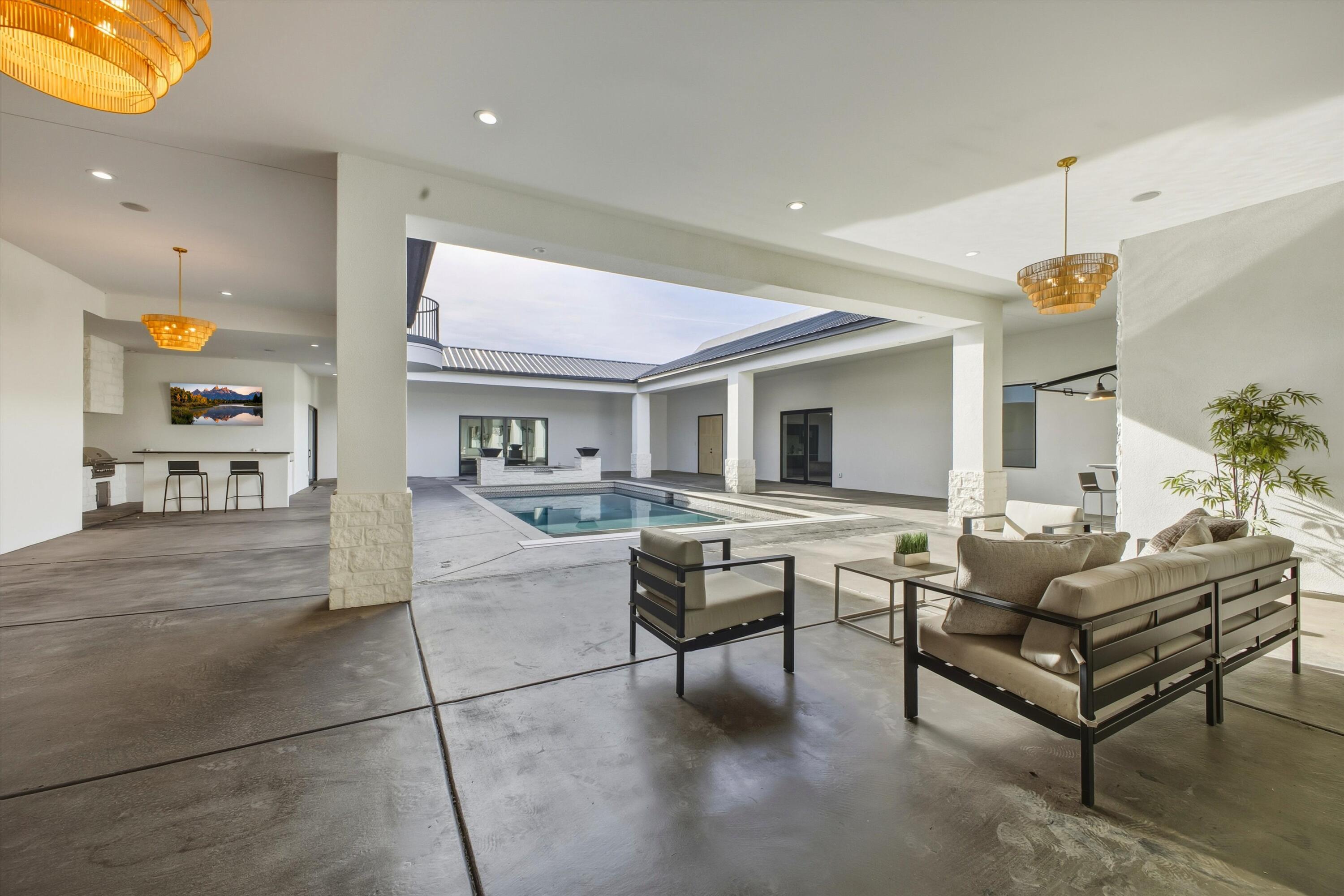 11704 Anaheim Avenue NE