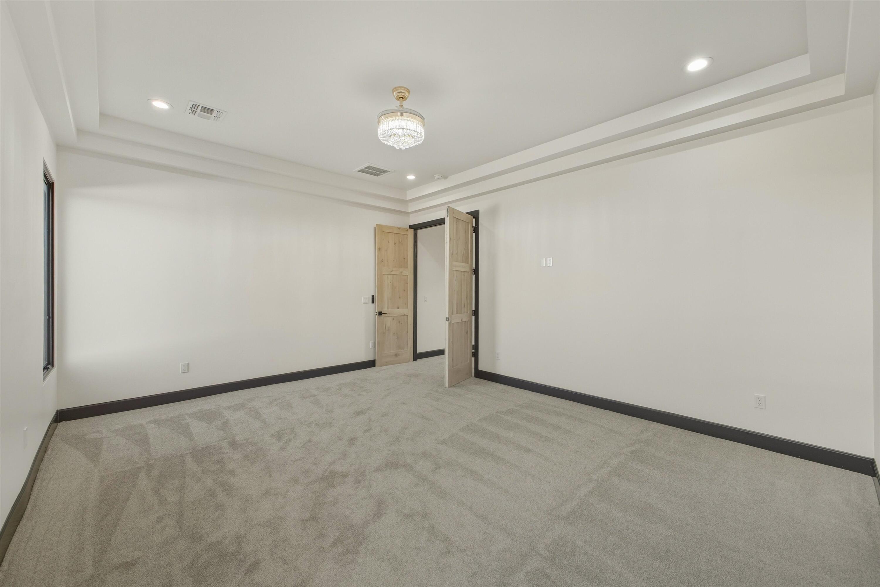 11704 Anaheim Avenue NE