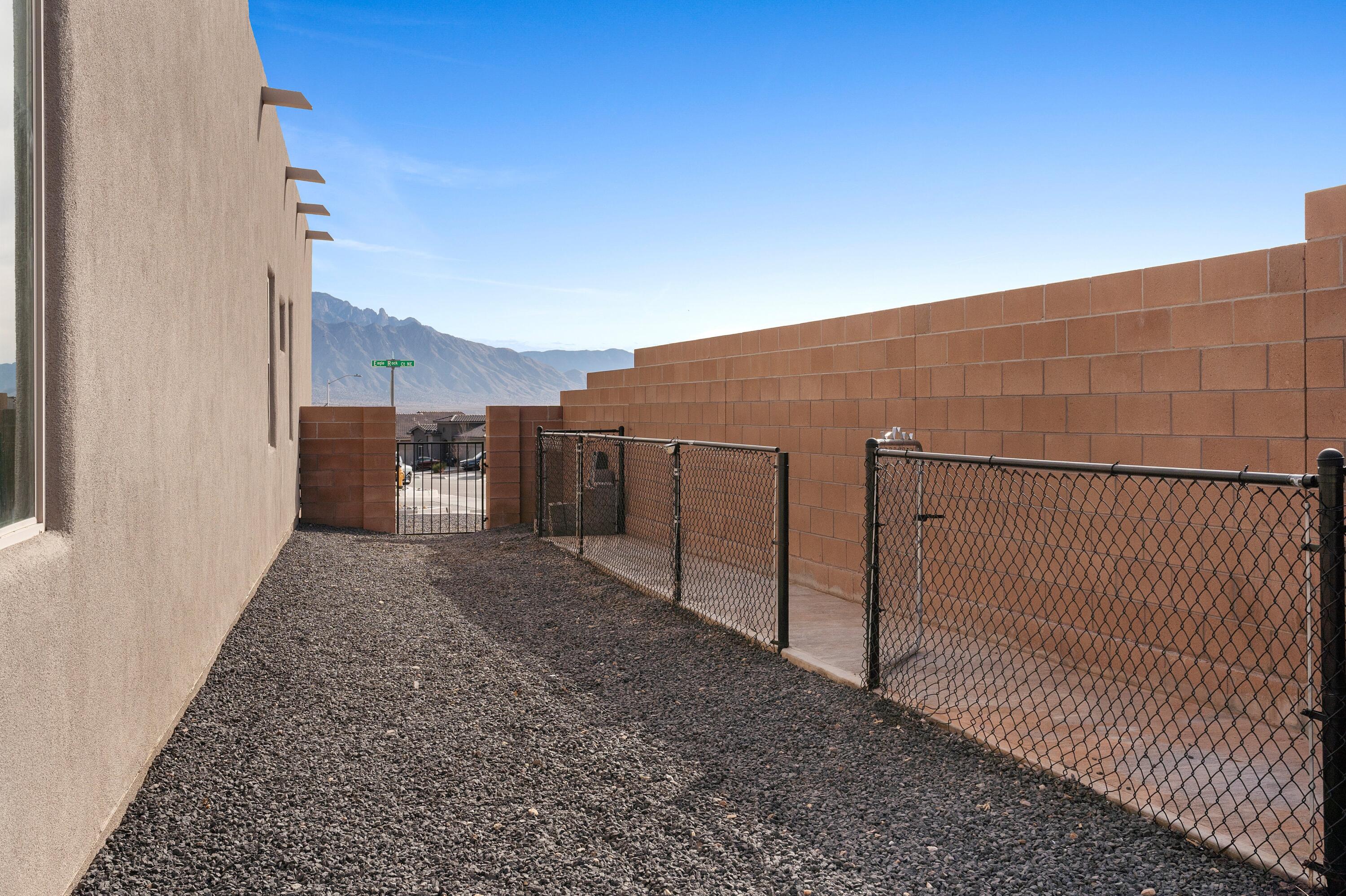 7102 Eagle Rock Court NE