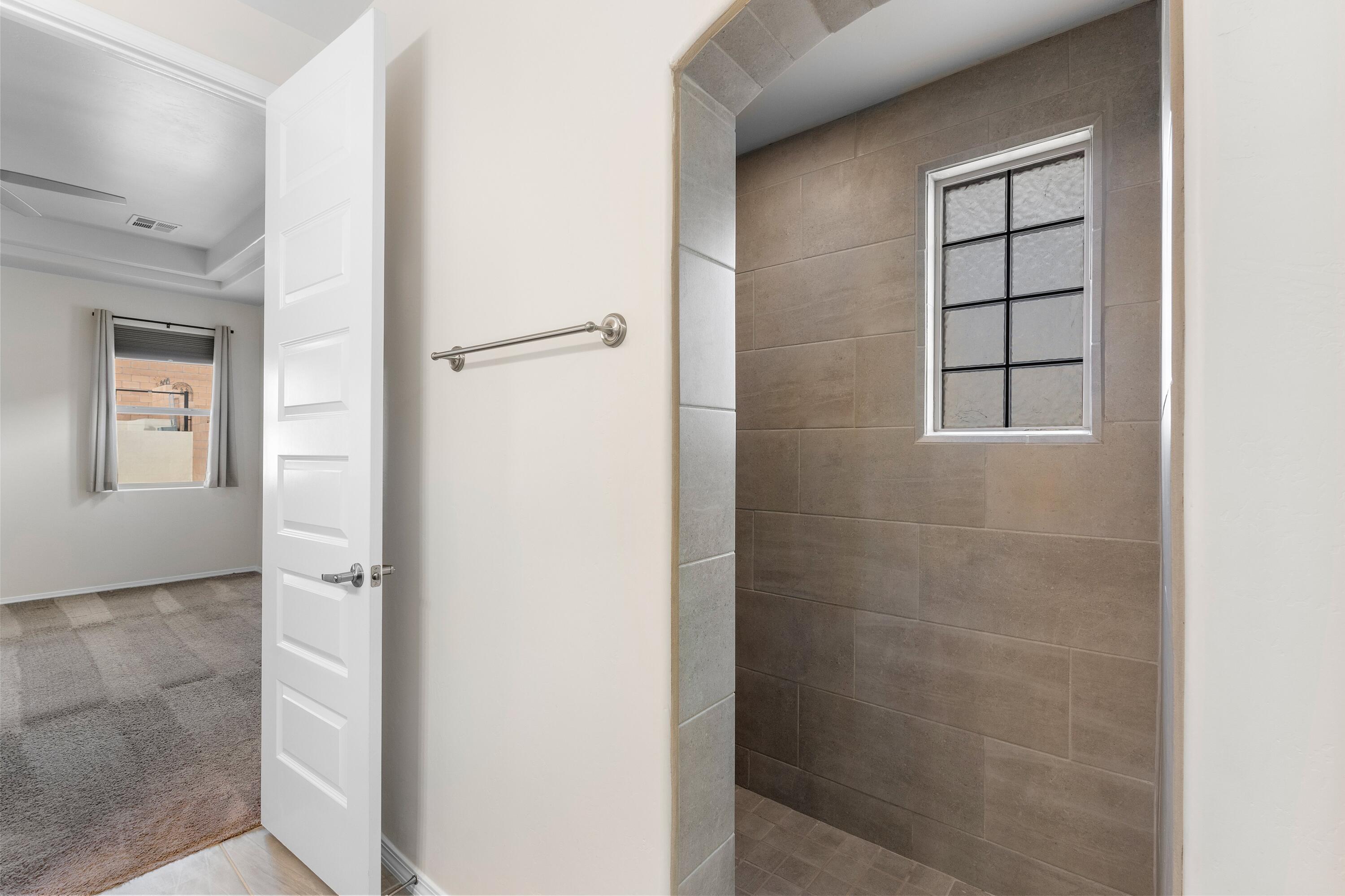 7102 Eagle Rock Court NE