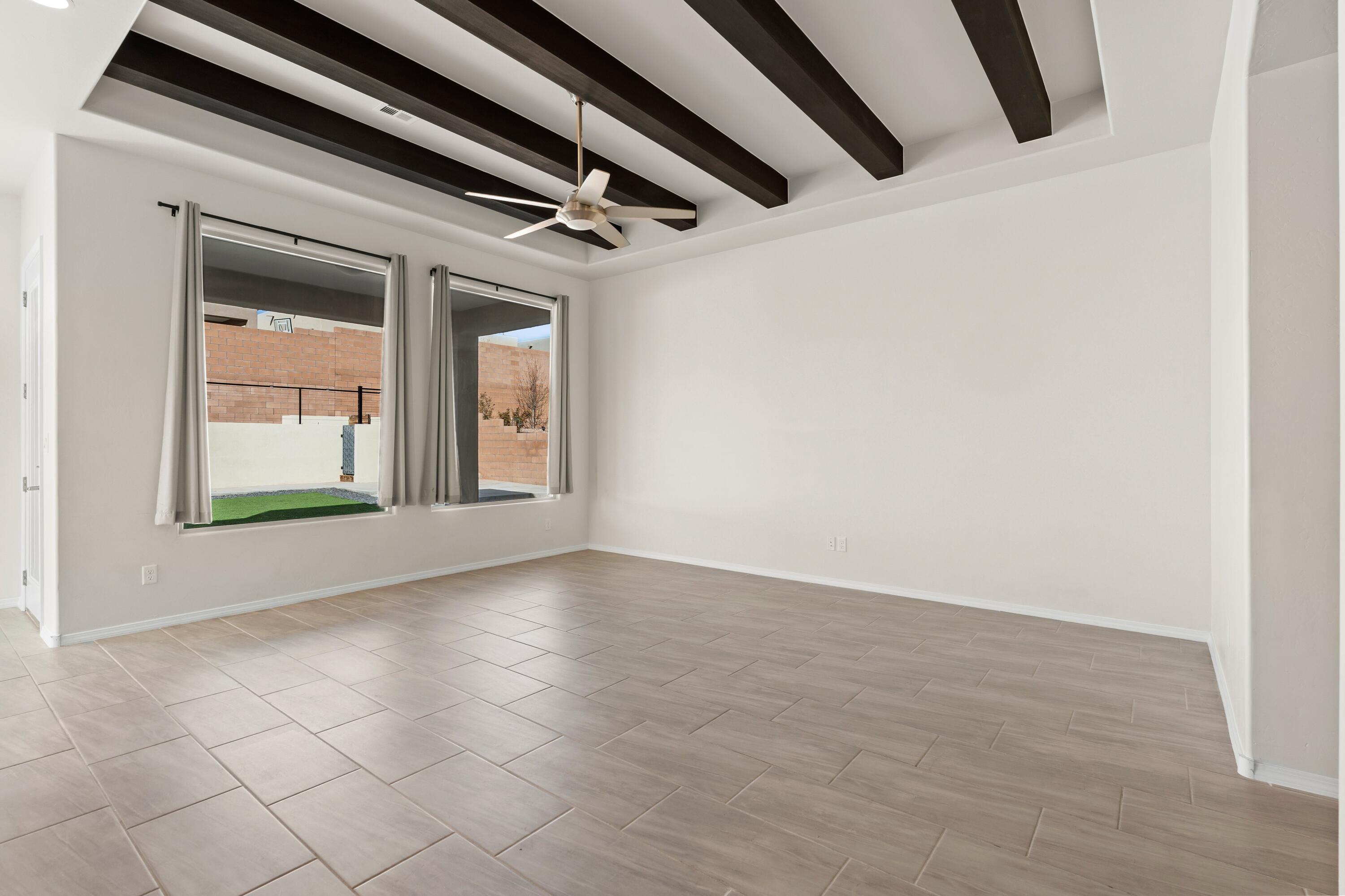 7102 Eagle Rock Court NE