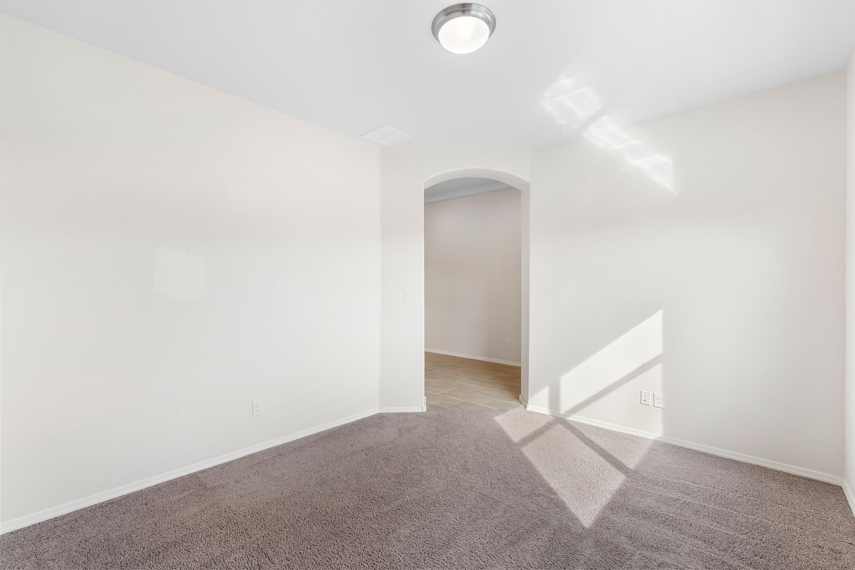 7102 Eagle Rock Court NE