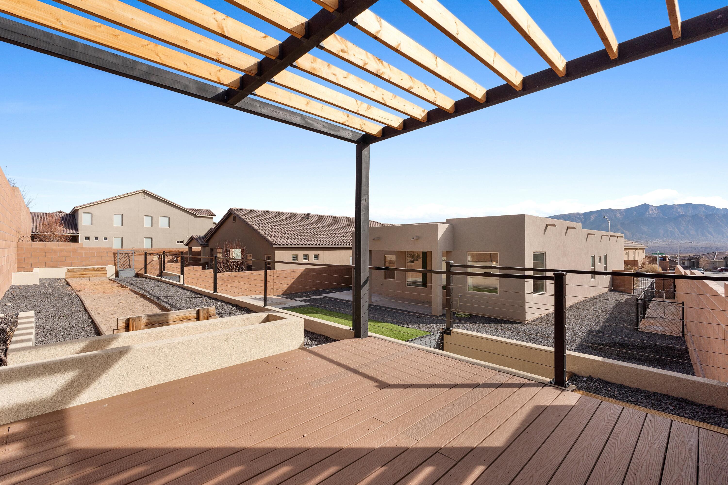 7102 Eagle Rock Court NE