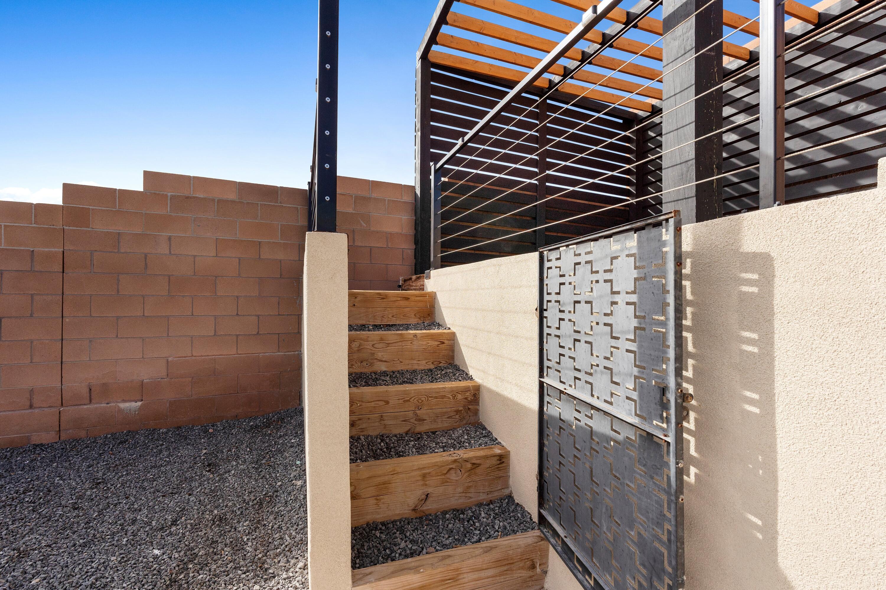 7102 Eagle Rock Court NE