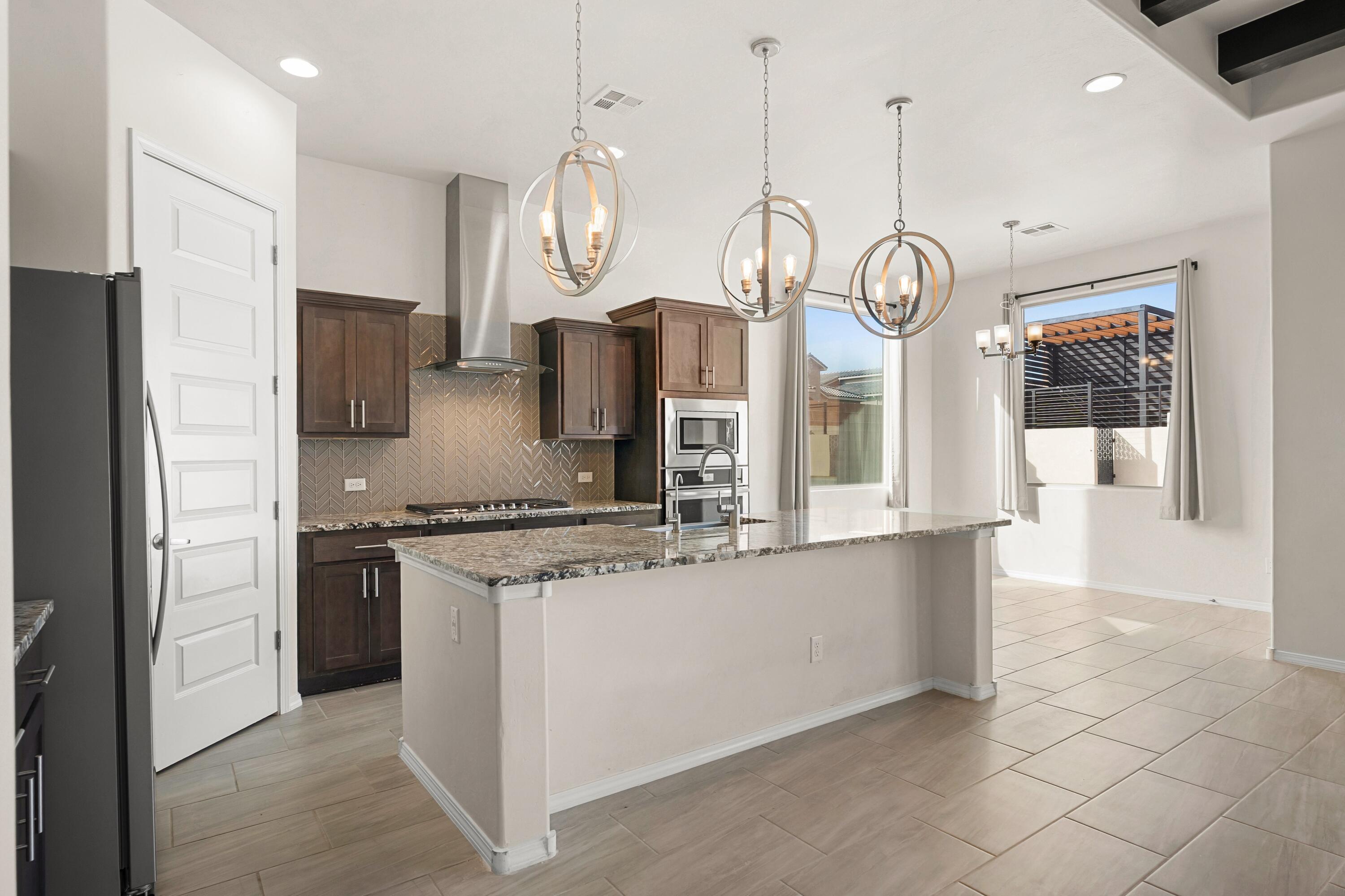 7102 Eagle Rock Court NE