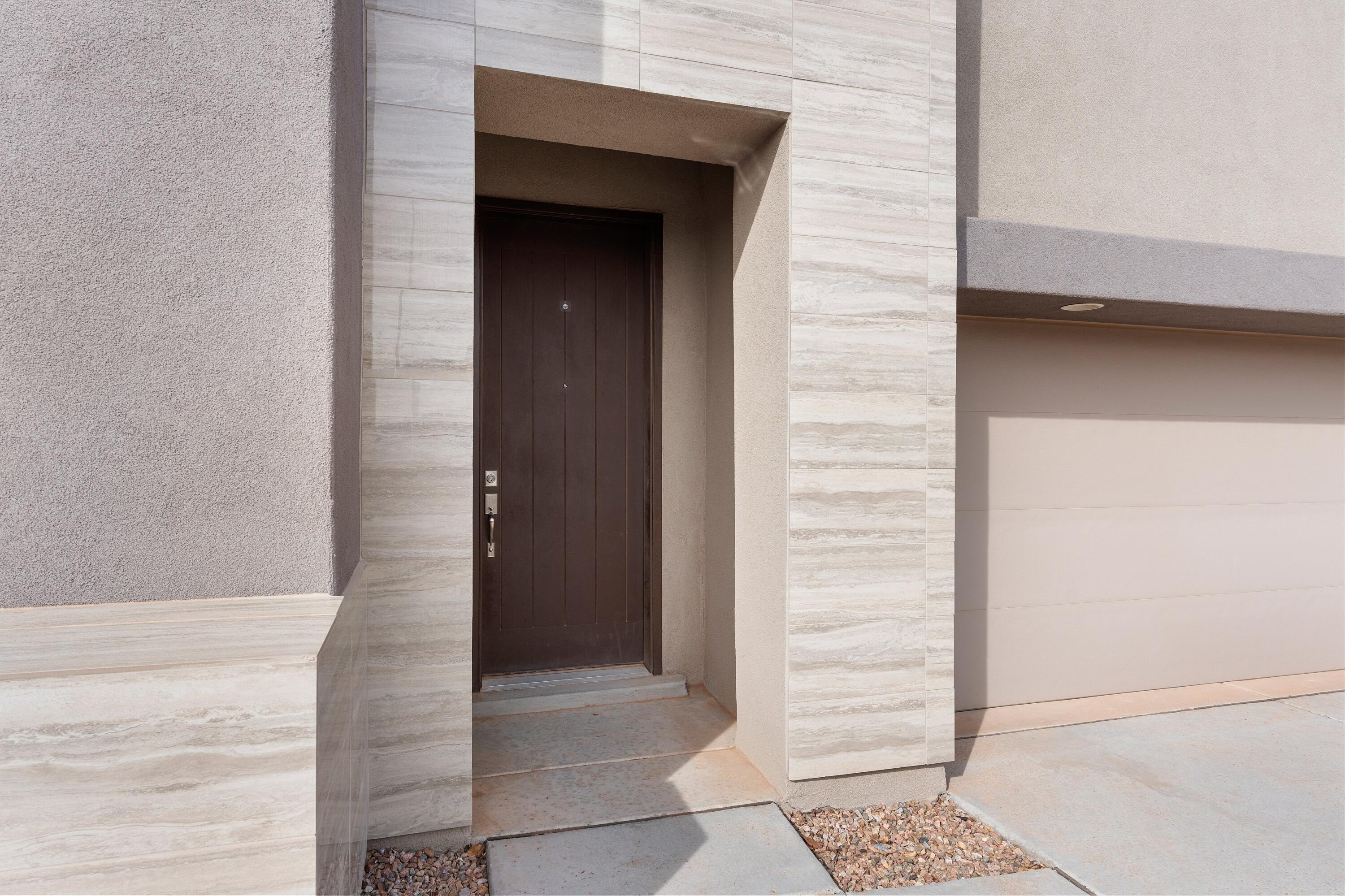 7102 Eagle Rock Court NE