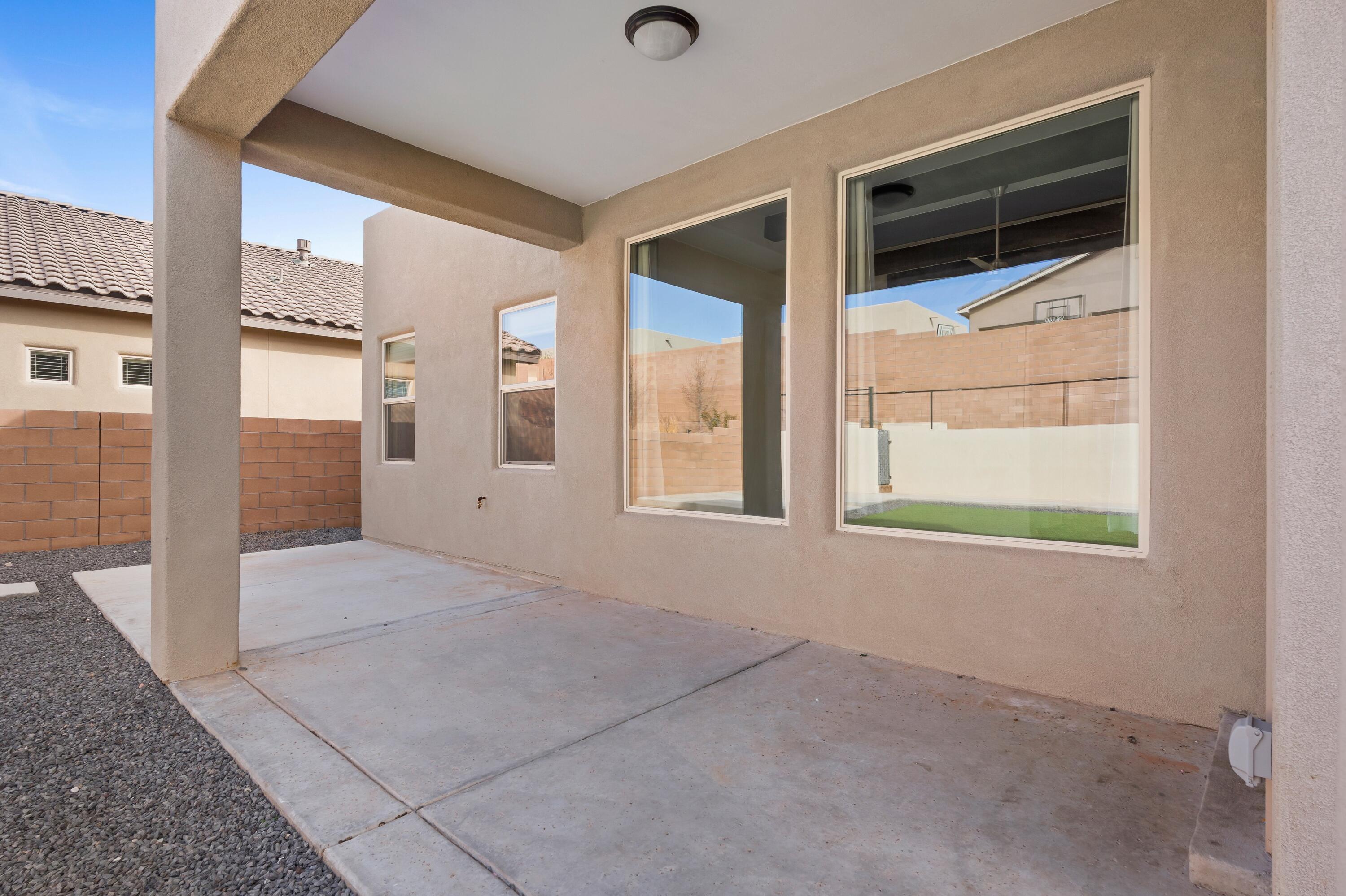 7102 Eagle Rock Court NE