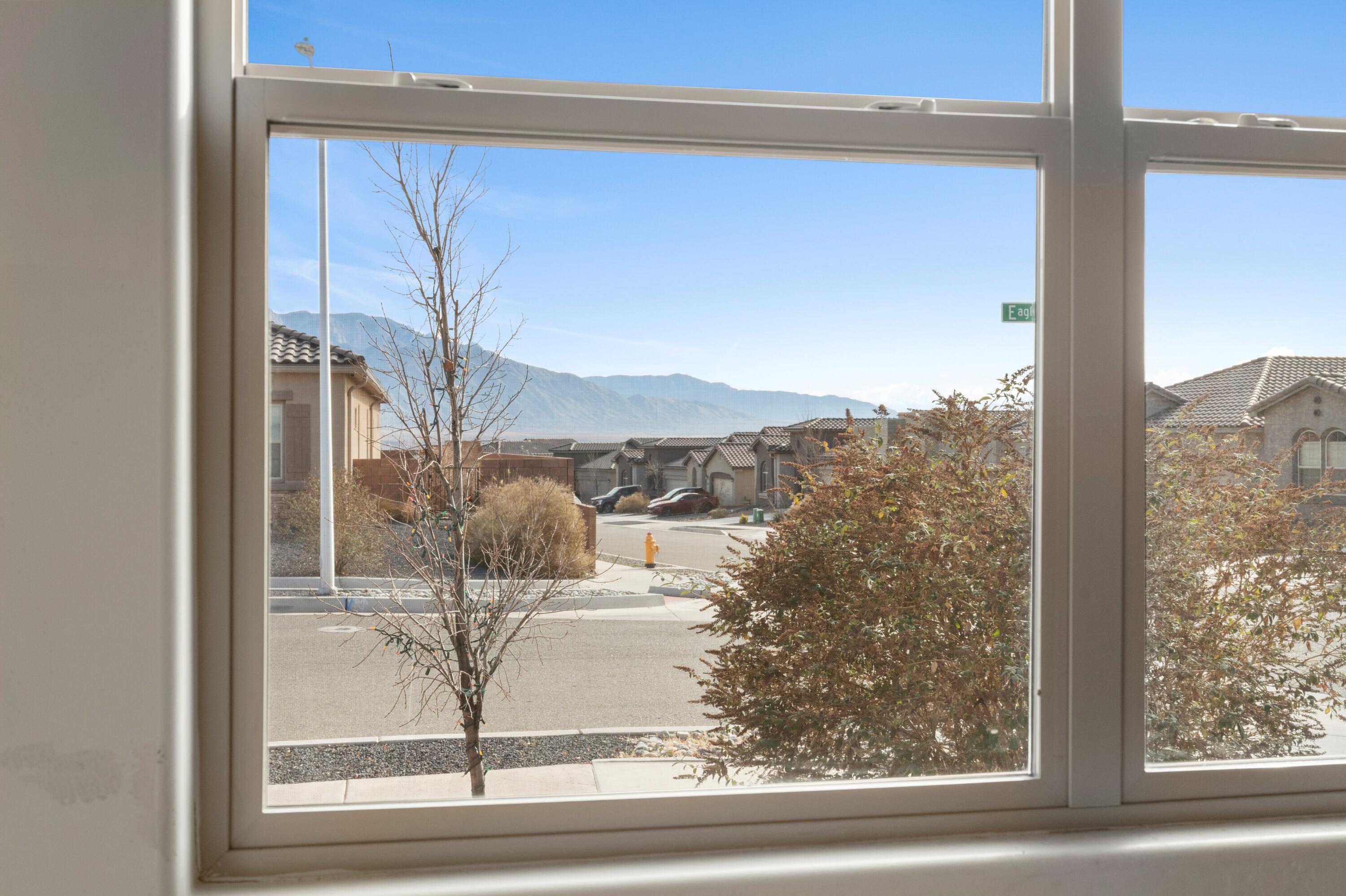 7102 Eagle Rock Court NE