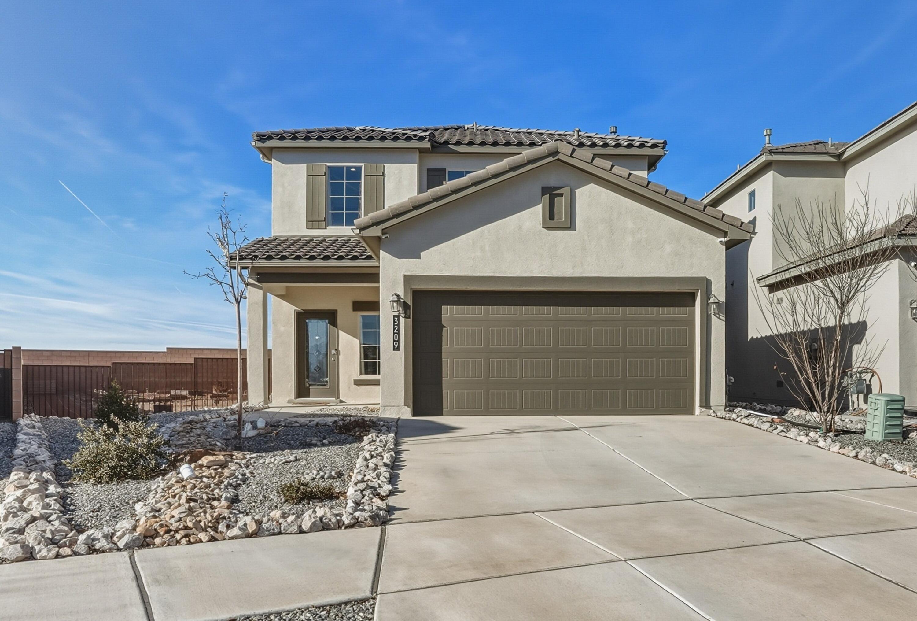 3209 Tazanita Loop SE