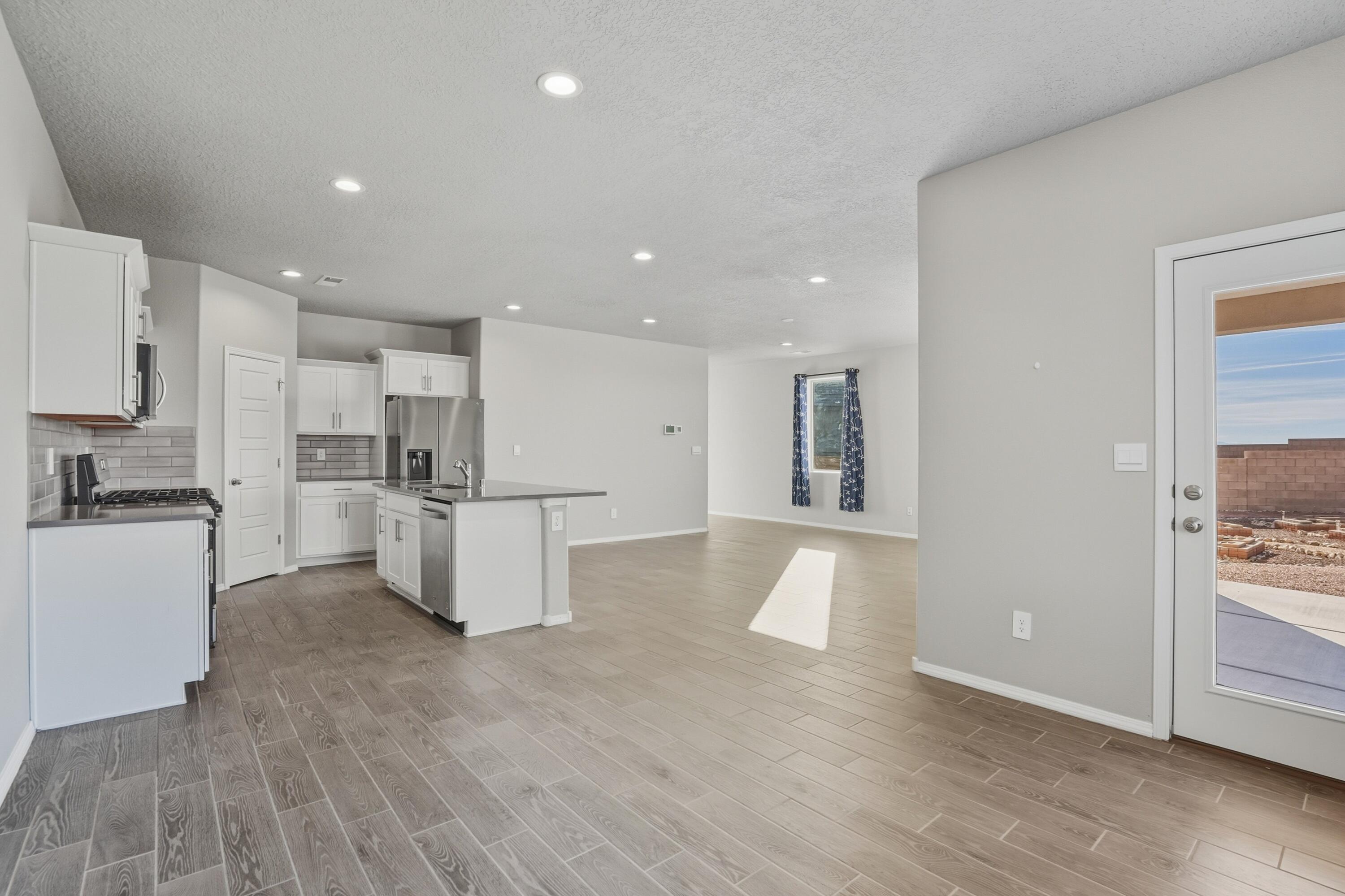 3209 Tazanita Loop SE