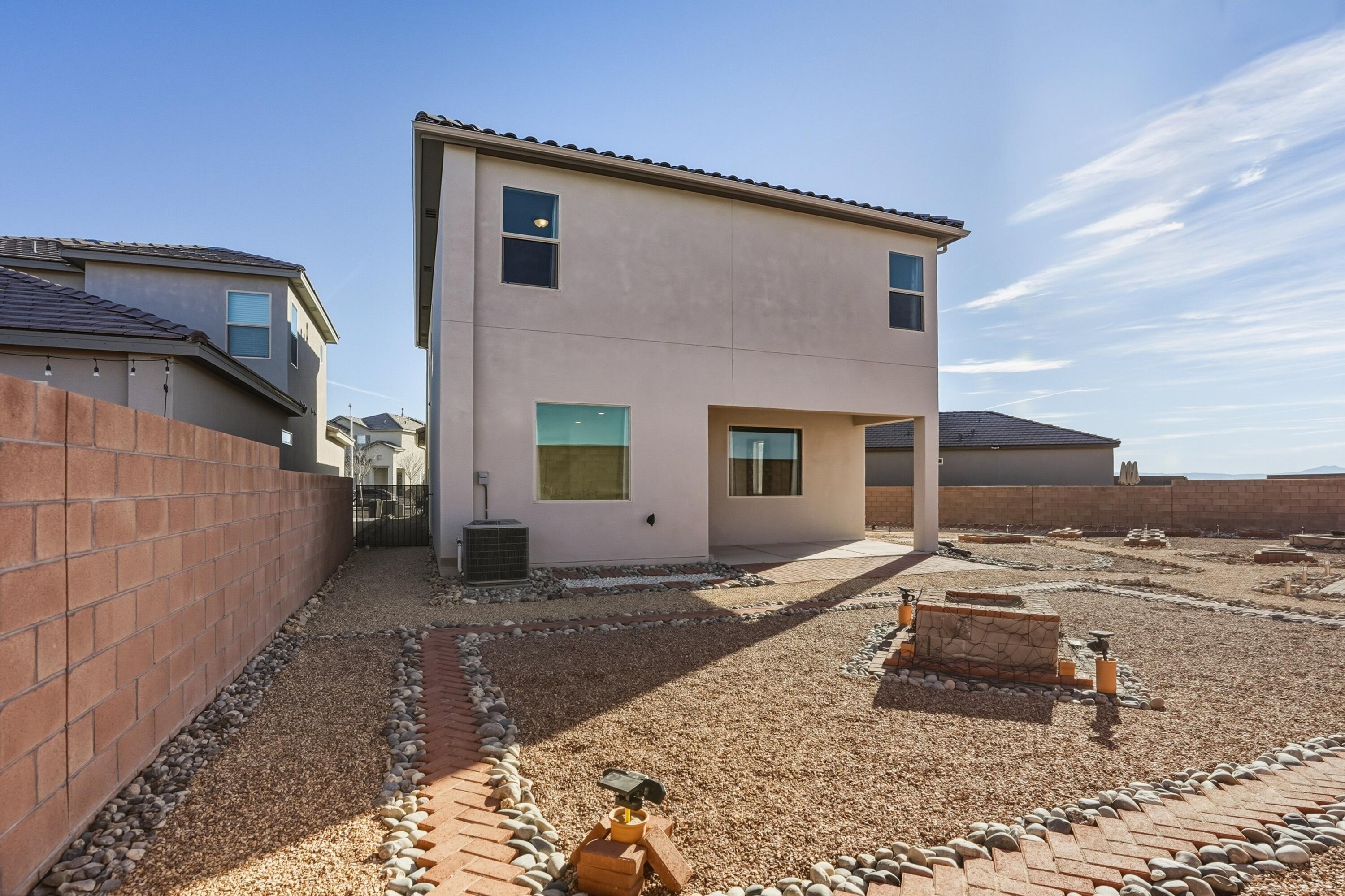 3209 Tazanita Loop SE