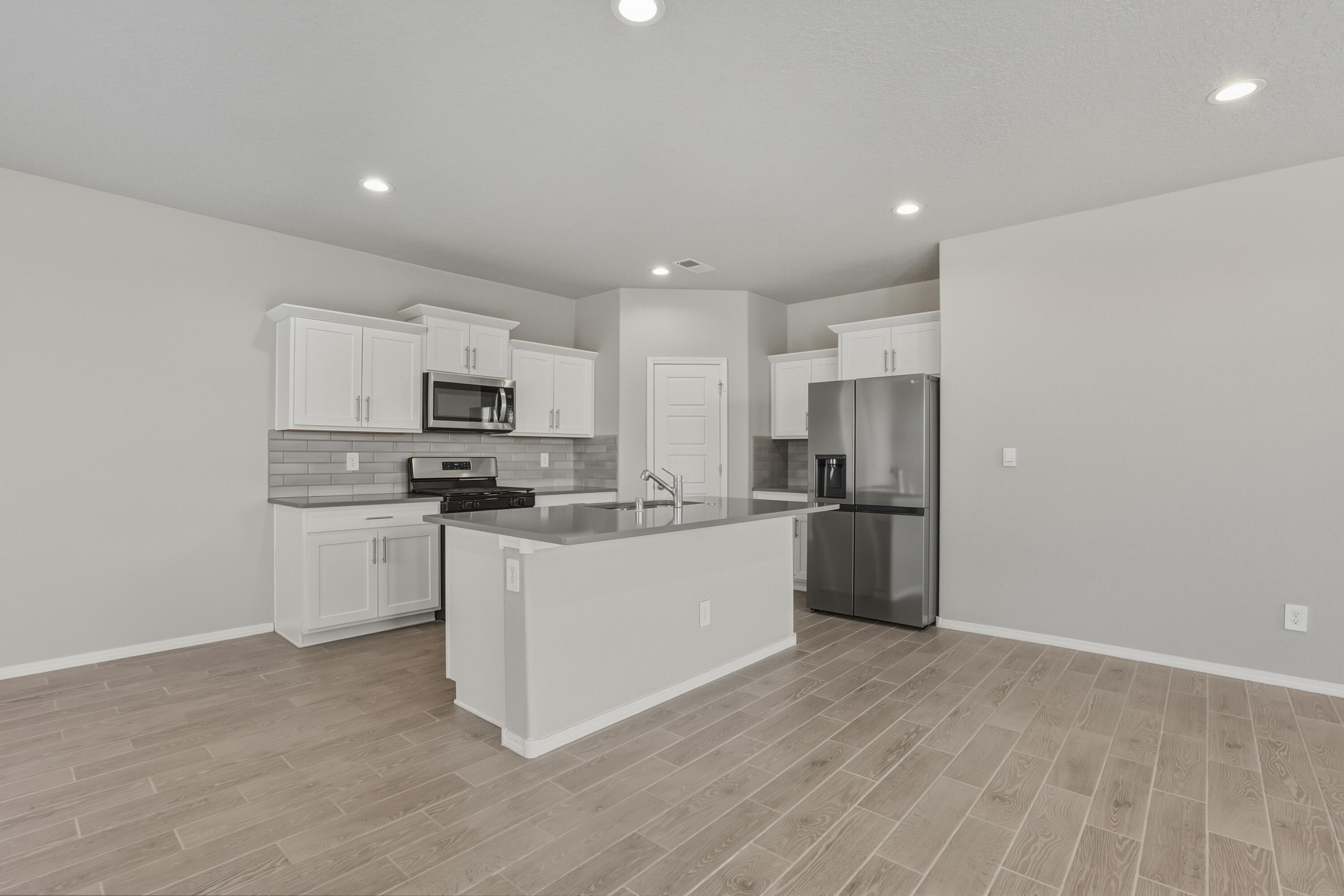 3209 Tazanita Loop SE