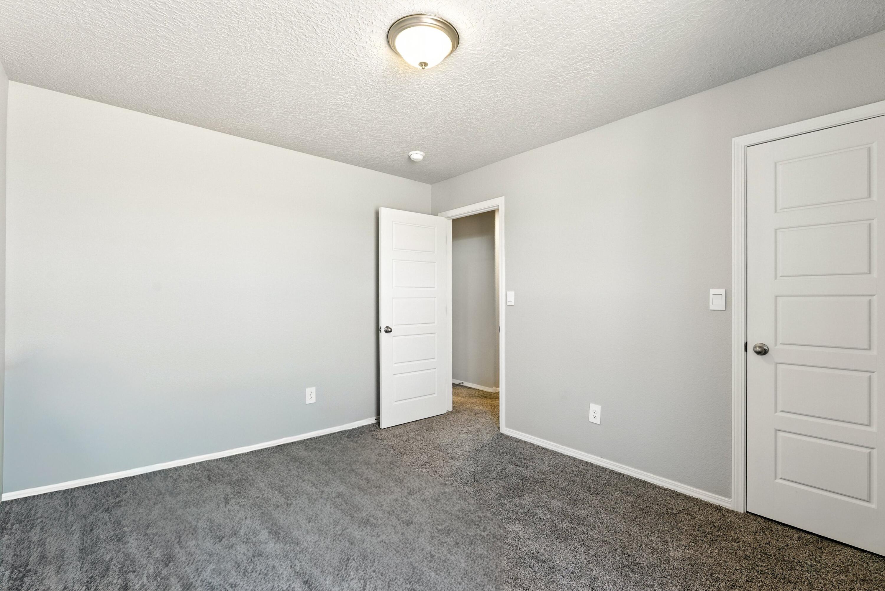 3209 Tazanita Loop SE