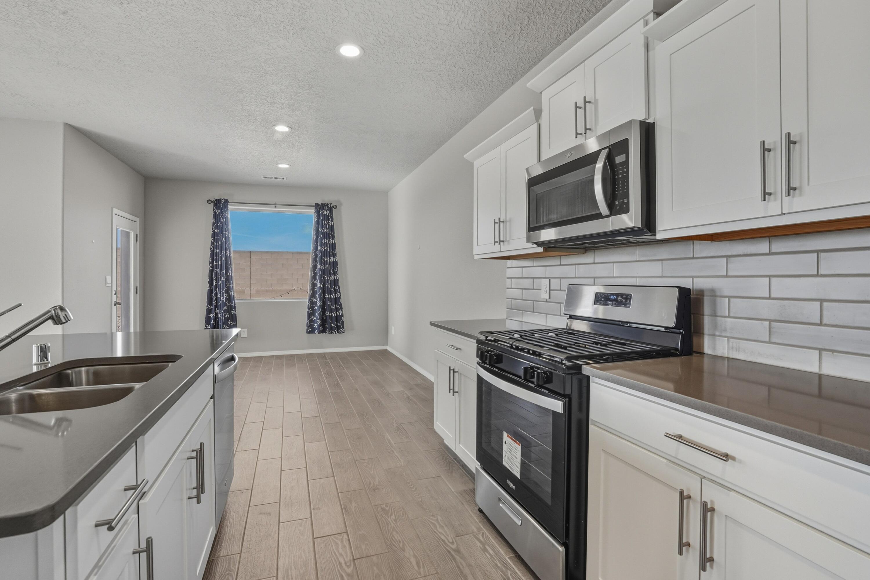 3209 Tazanita Loop SE