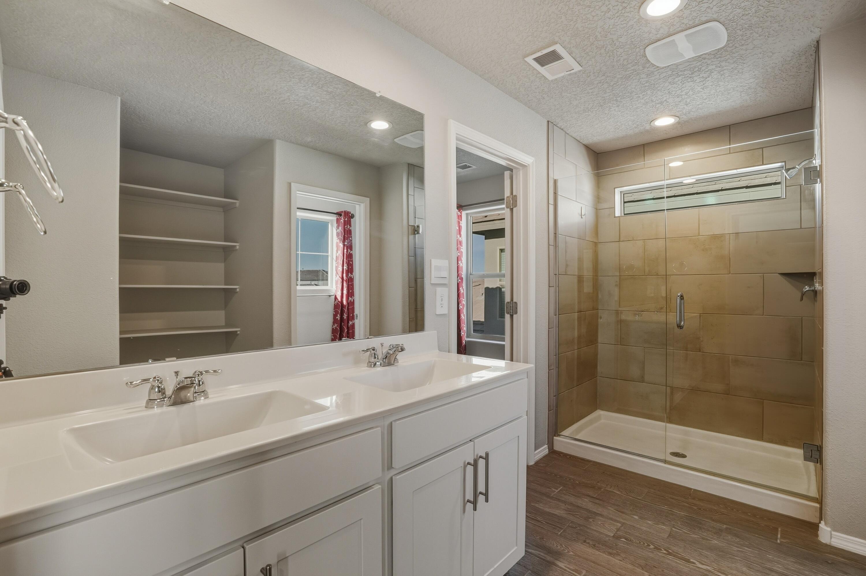 3209 Tazanita Loop SE