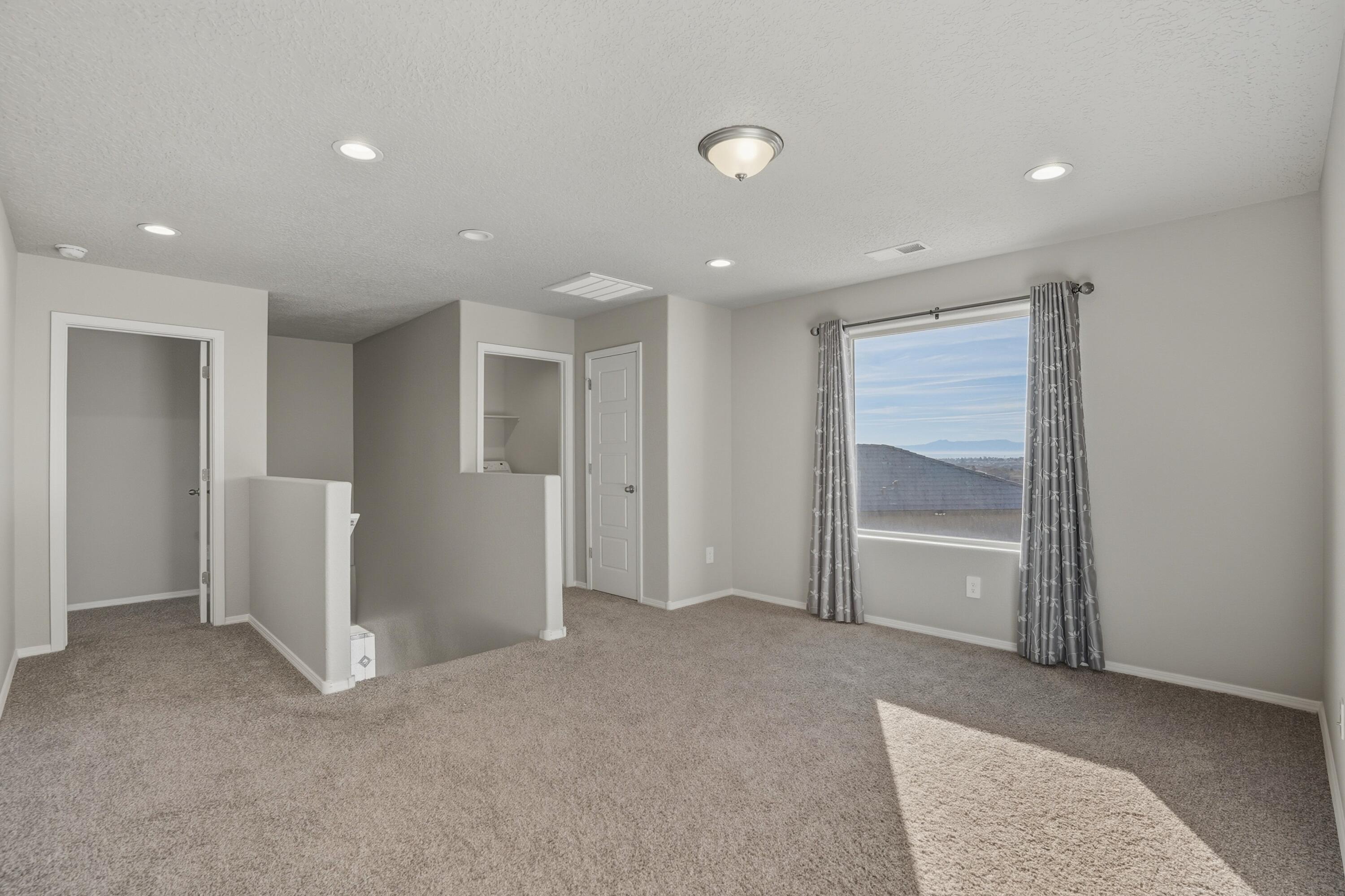 3209 Tazanita Loop SE