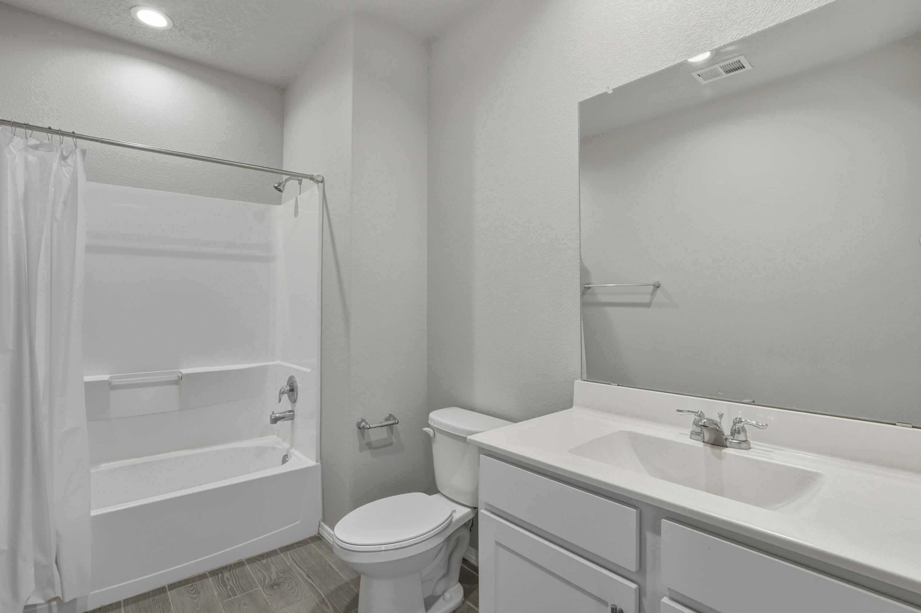 3209 Tazanita Loop SE