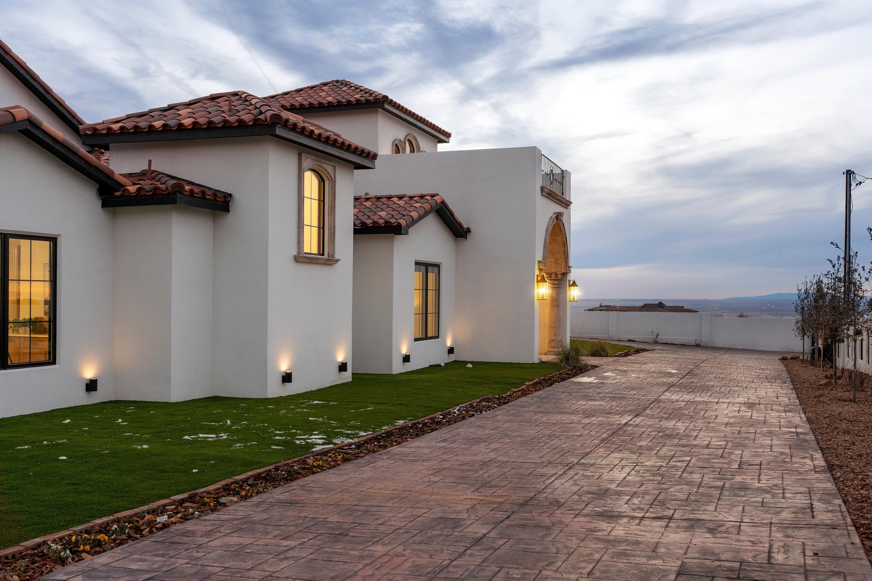 10300 Signal Avenue NE