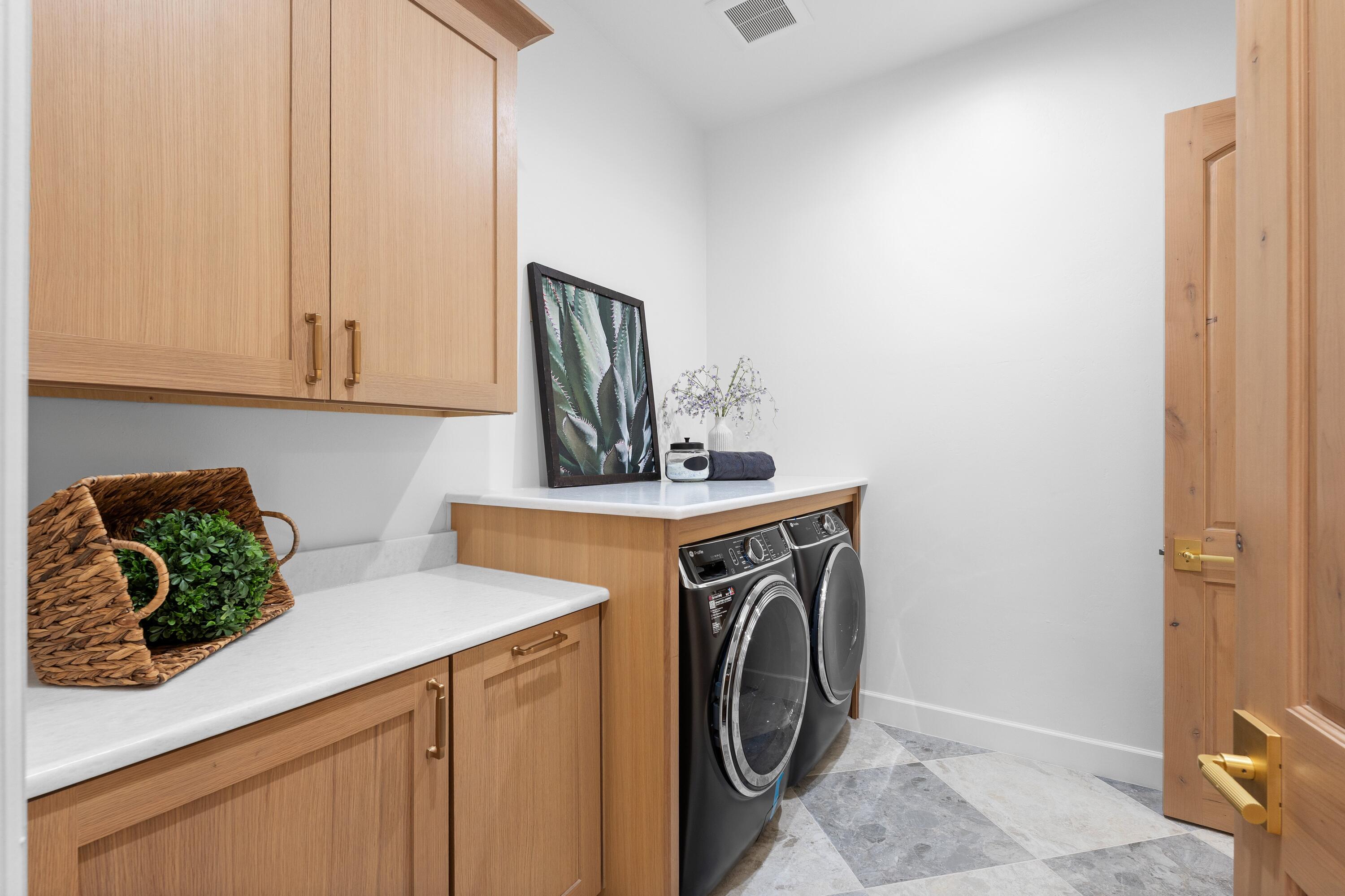 10300 Signal Avenue NE