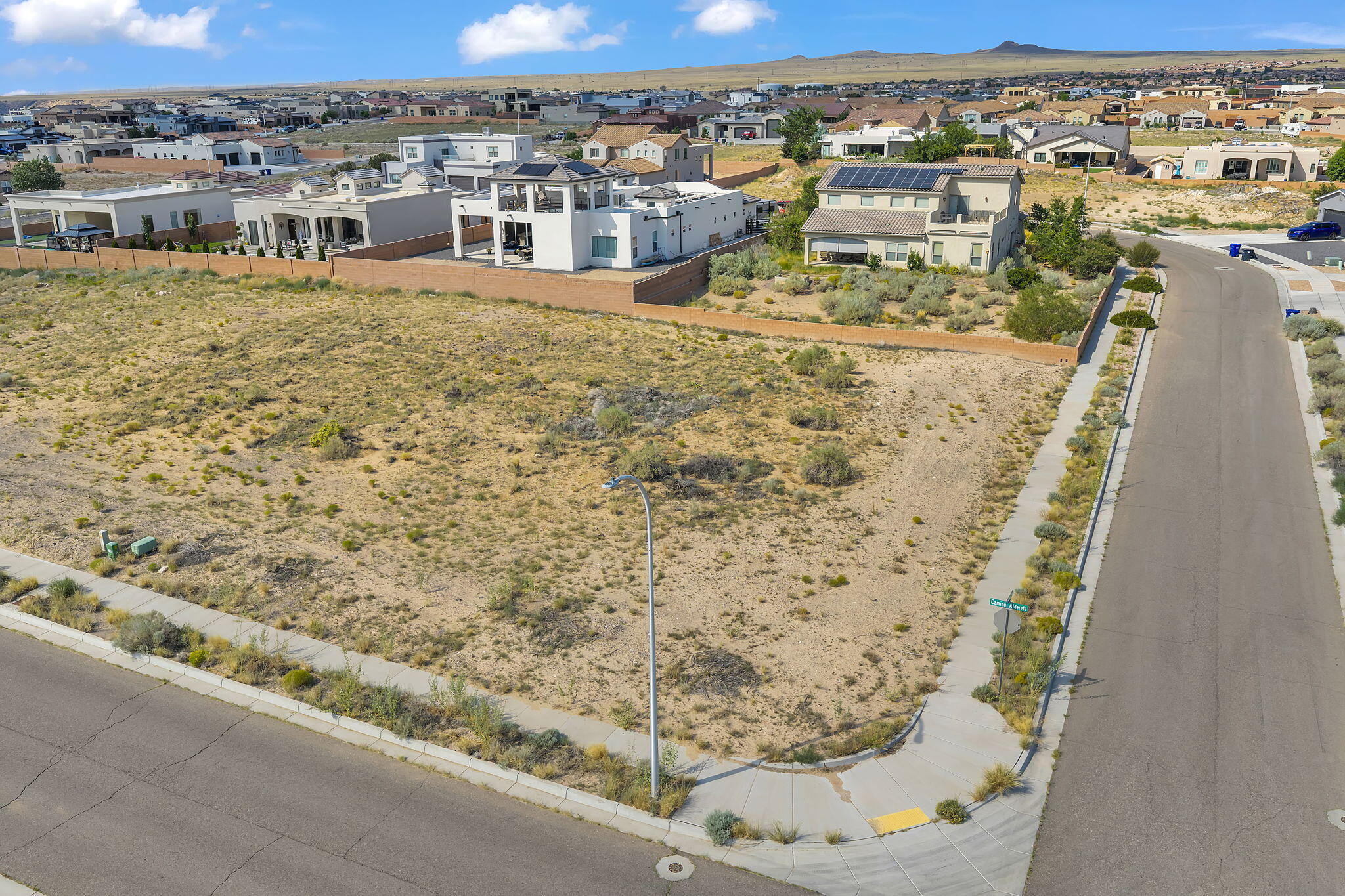 8015 Camino Alderete NW