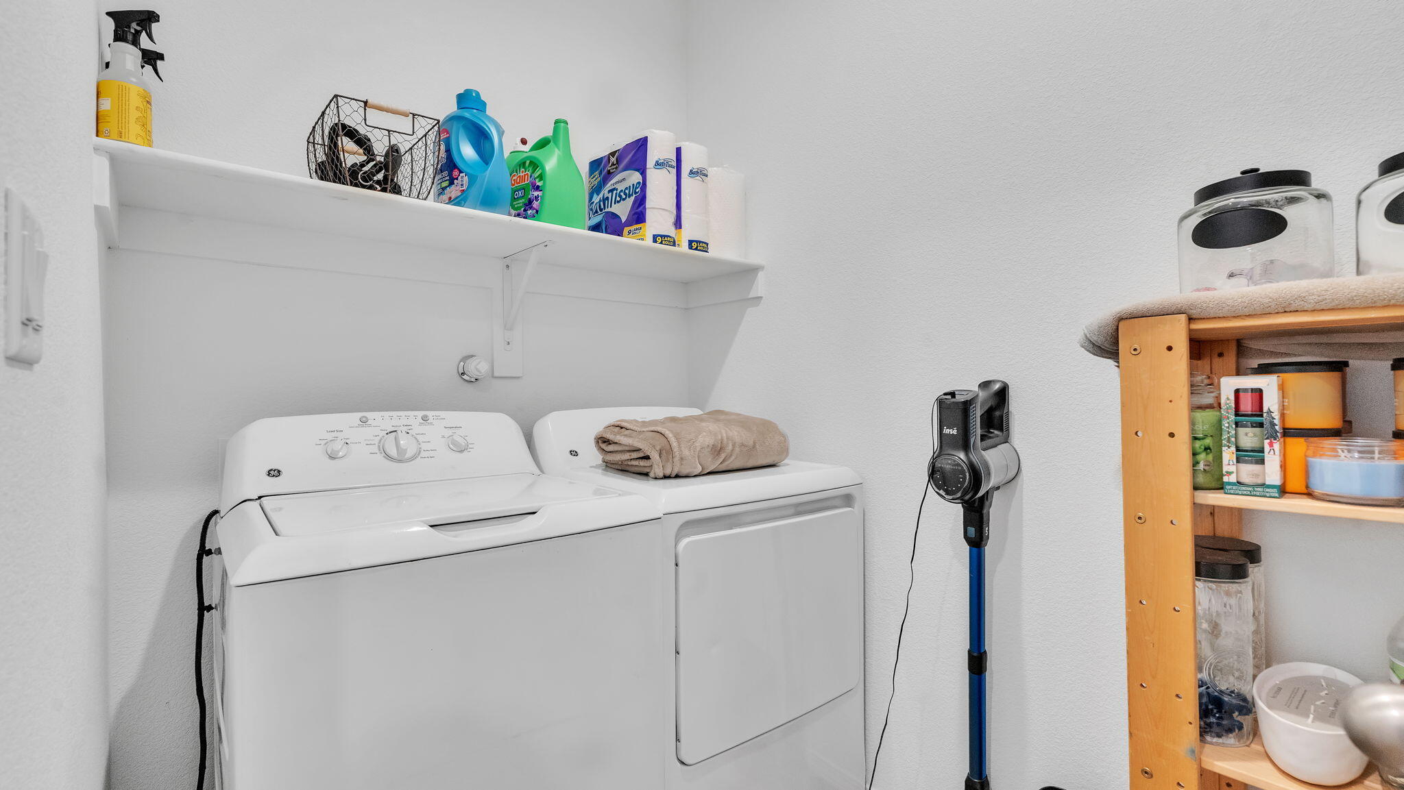 1371 Vallecito Court NW