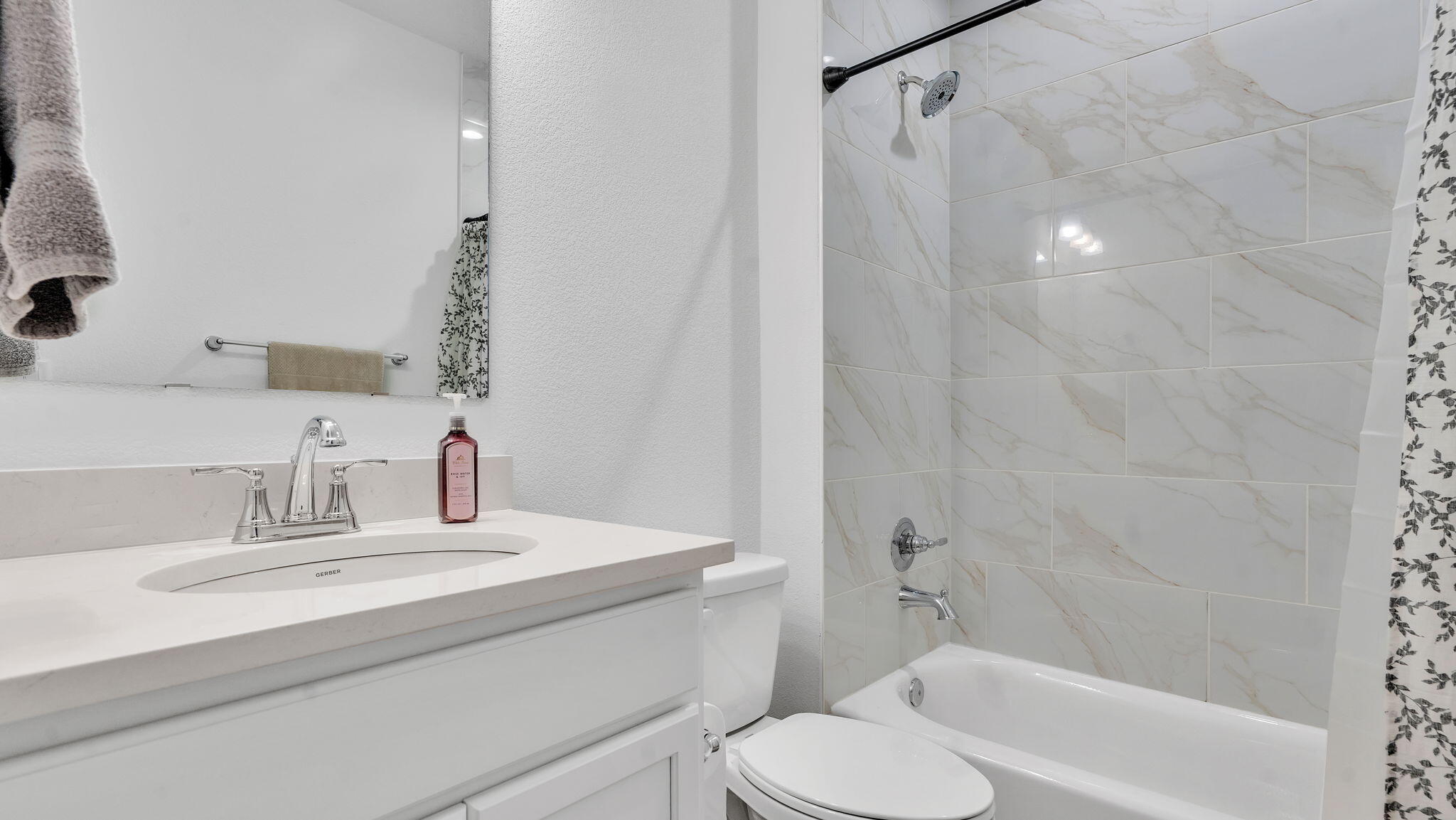 1371 Vallecito Court NW