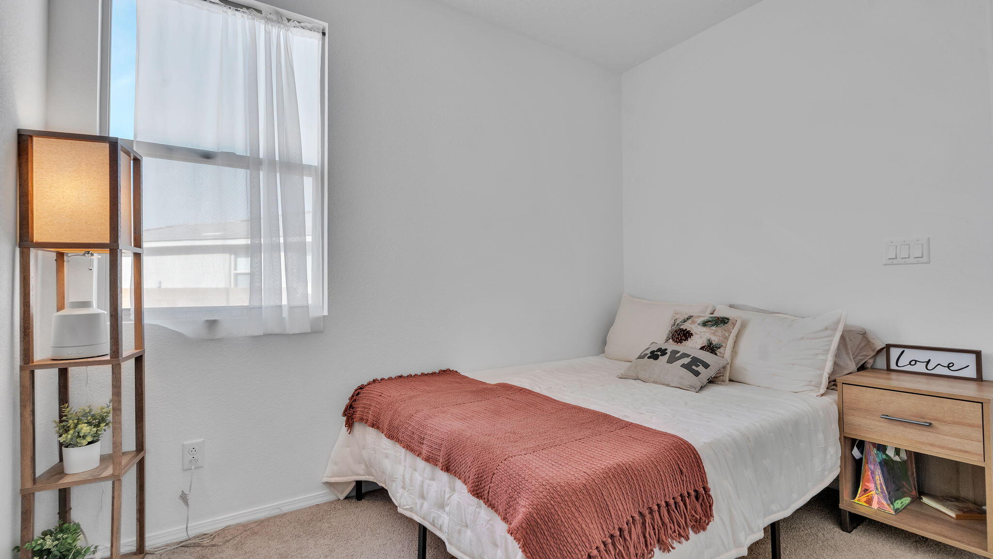 1371 Vallecito Court NW