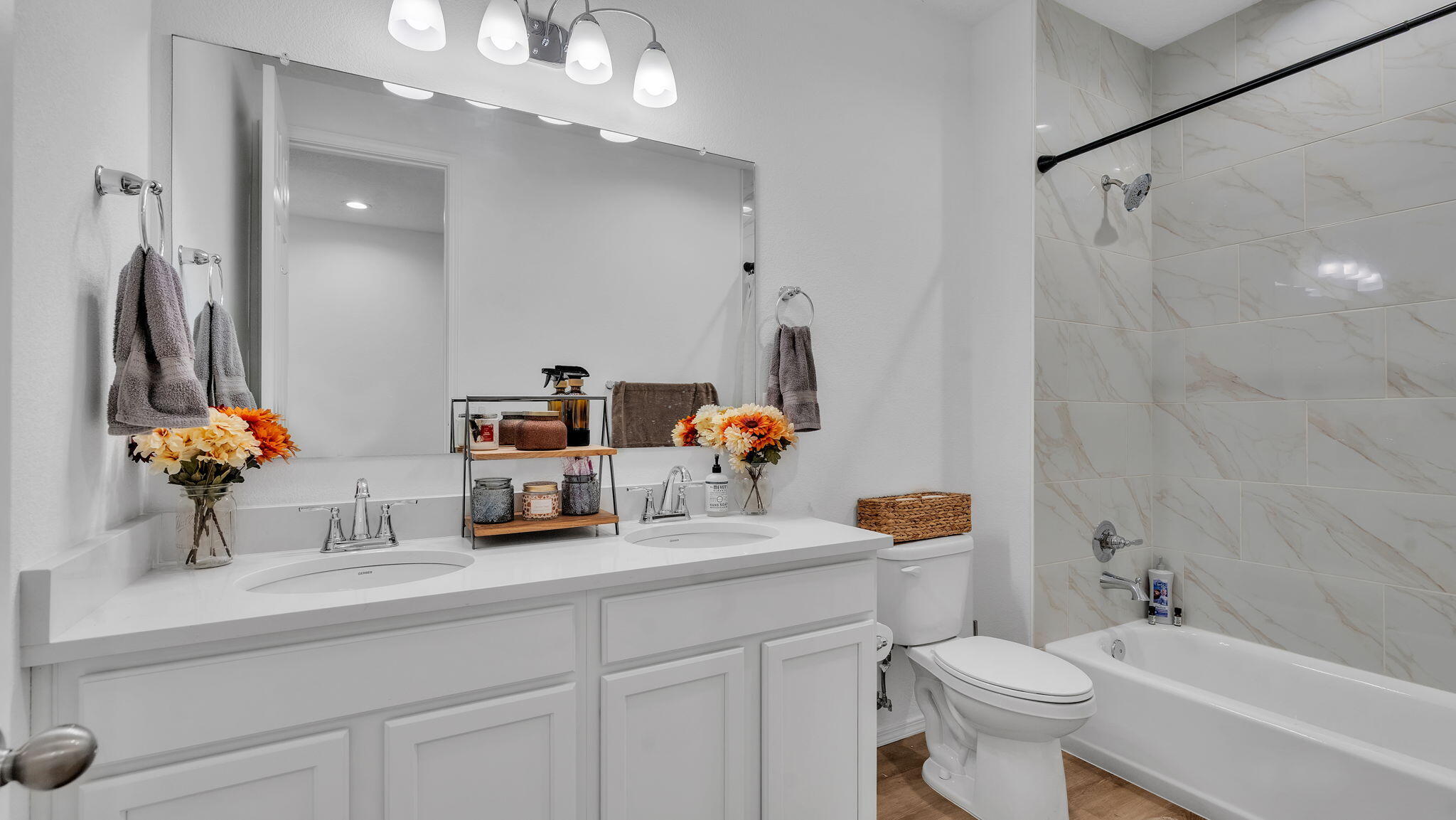 1371 Vallecito Court NW