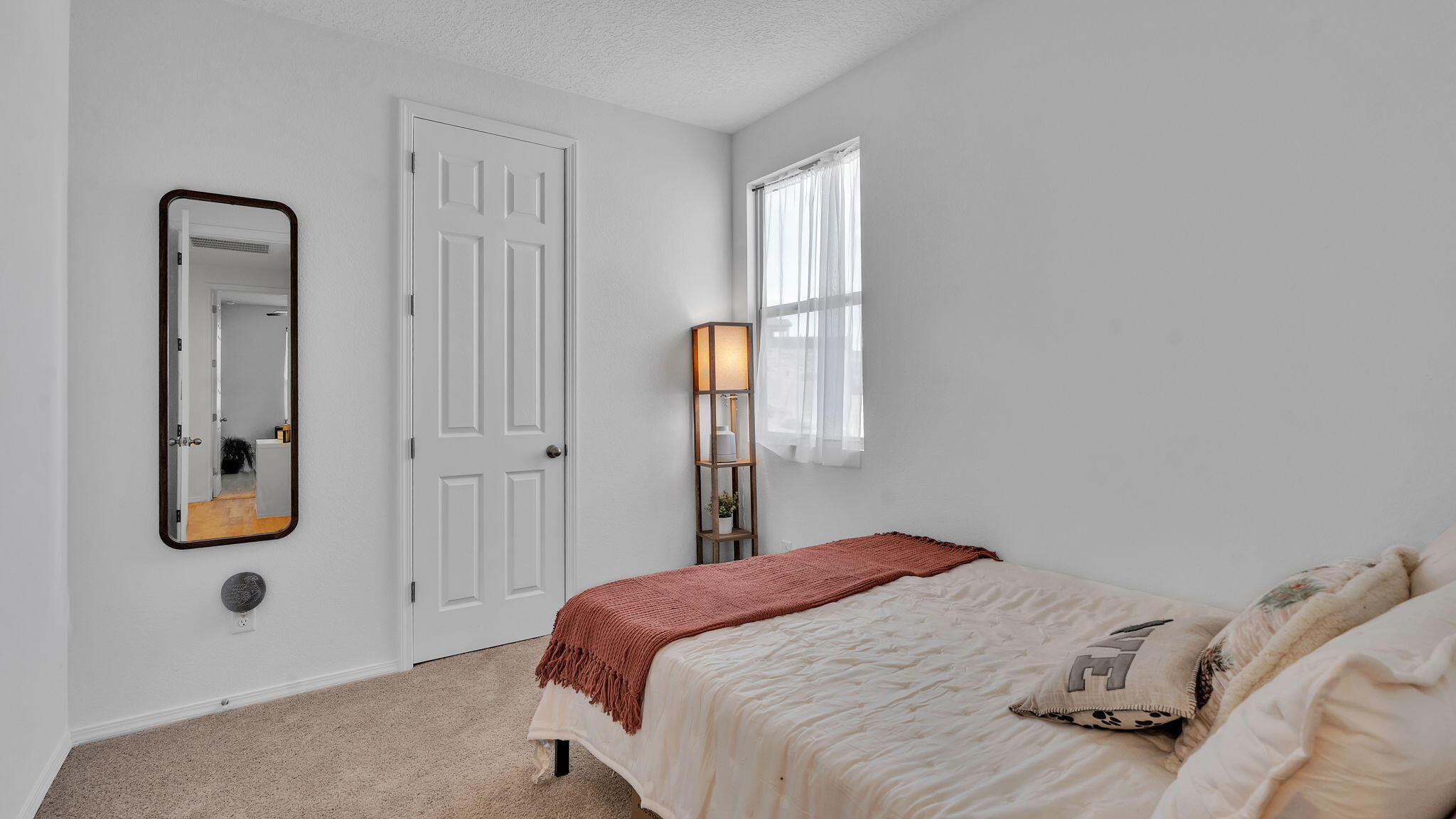 1371 Vallecito Court NW